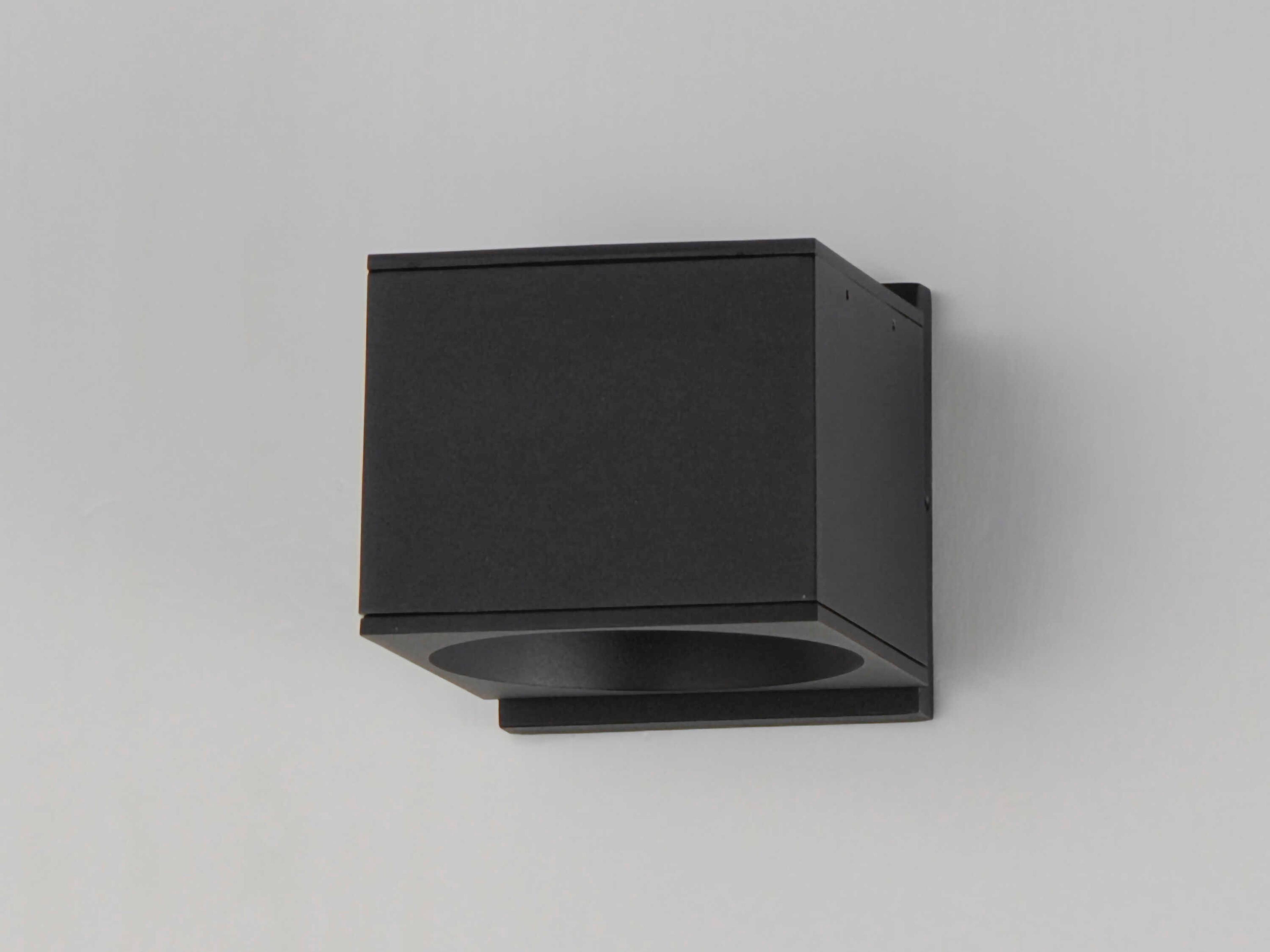 Maxim Lighting Stout 1-Light Outdoor Wall Light