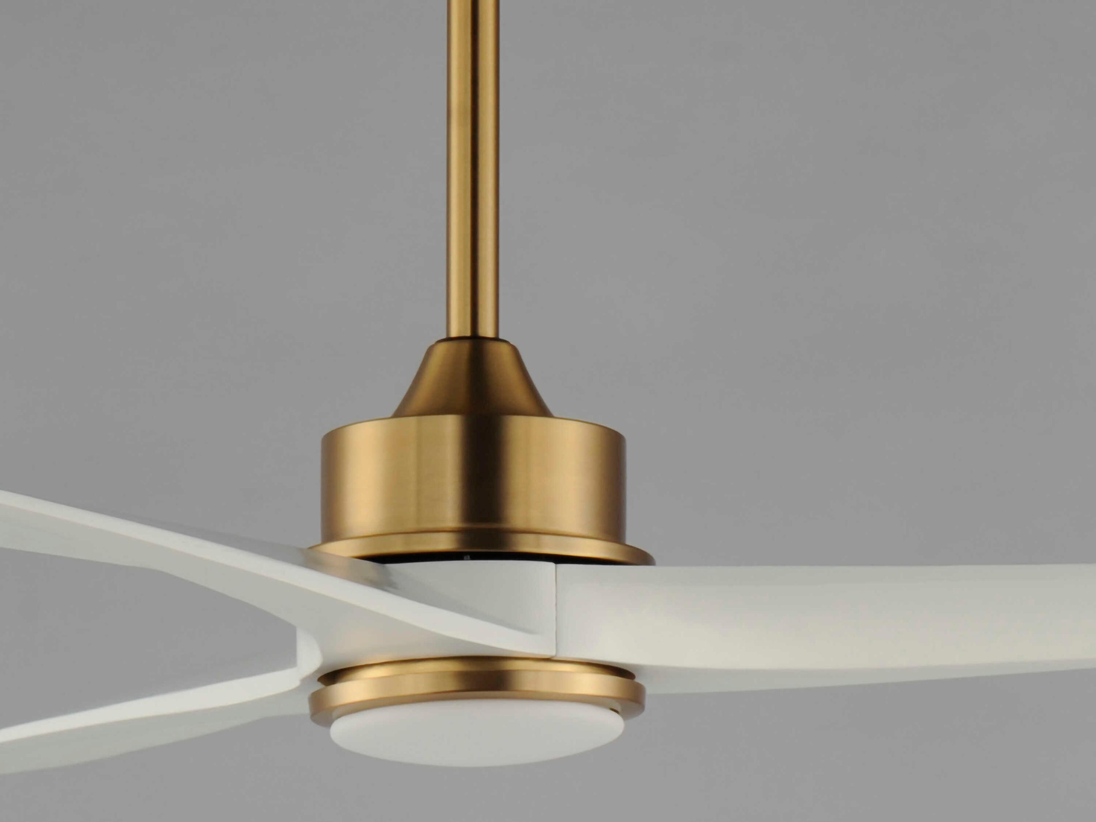 Maxim Lighting Woodwind 52" Ceiling Fan