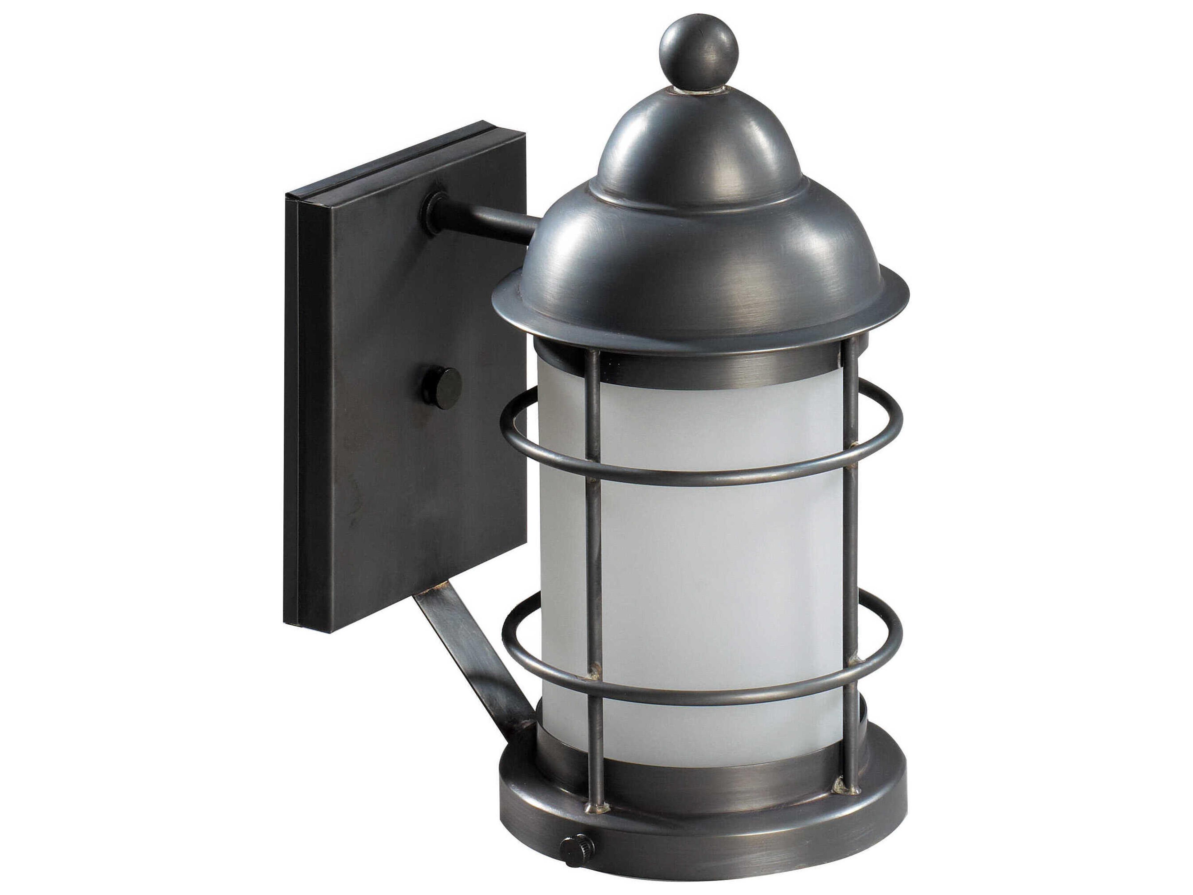 Nautical 1-Light Outdoor Wall Light