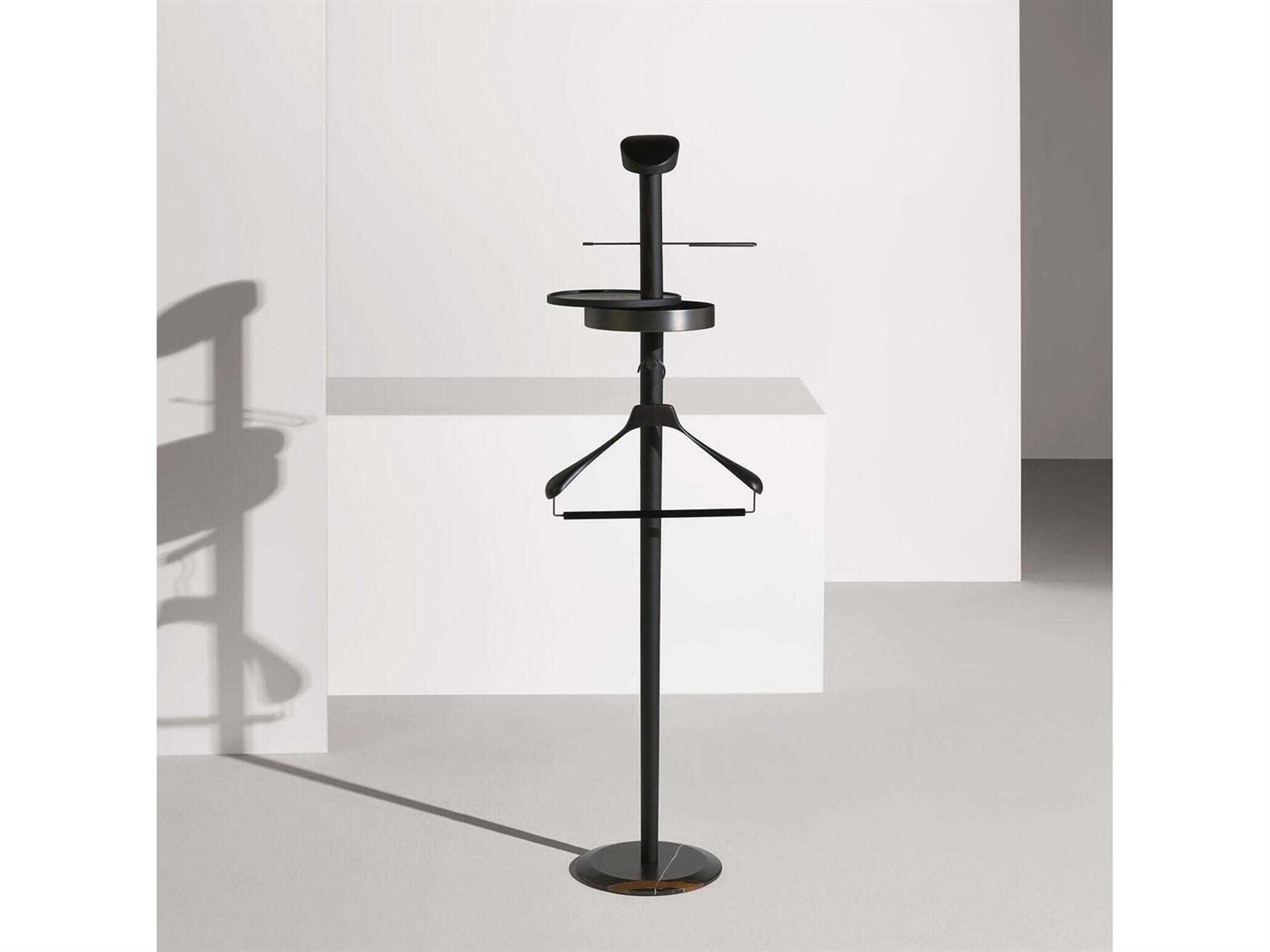 Galan Valet Stand