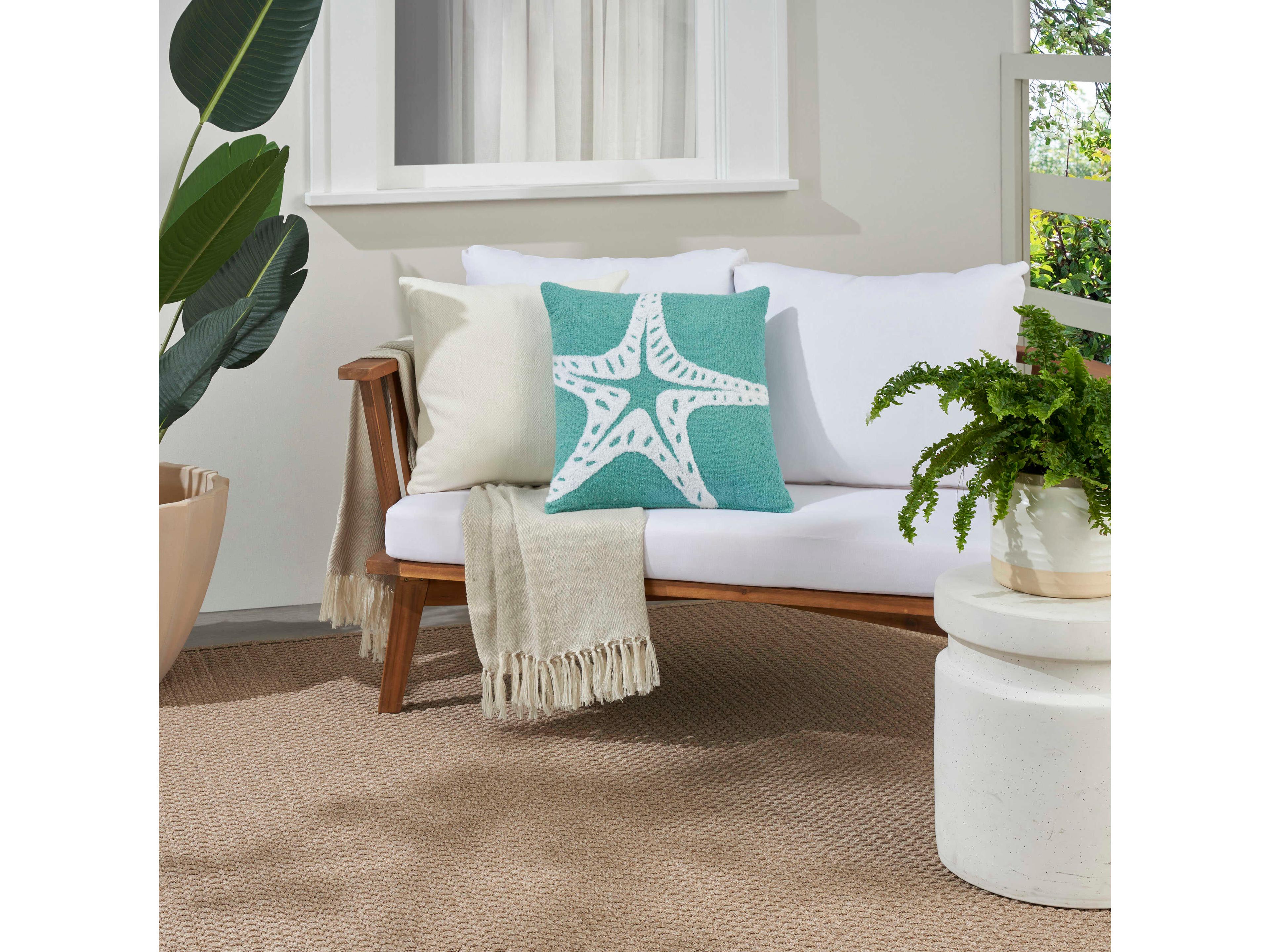 Nourison Mina Victory Outdoor Towel Starfish Pillow