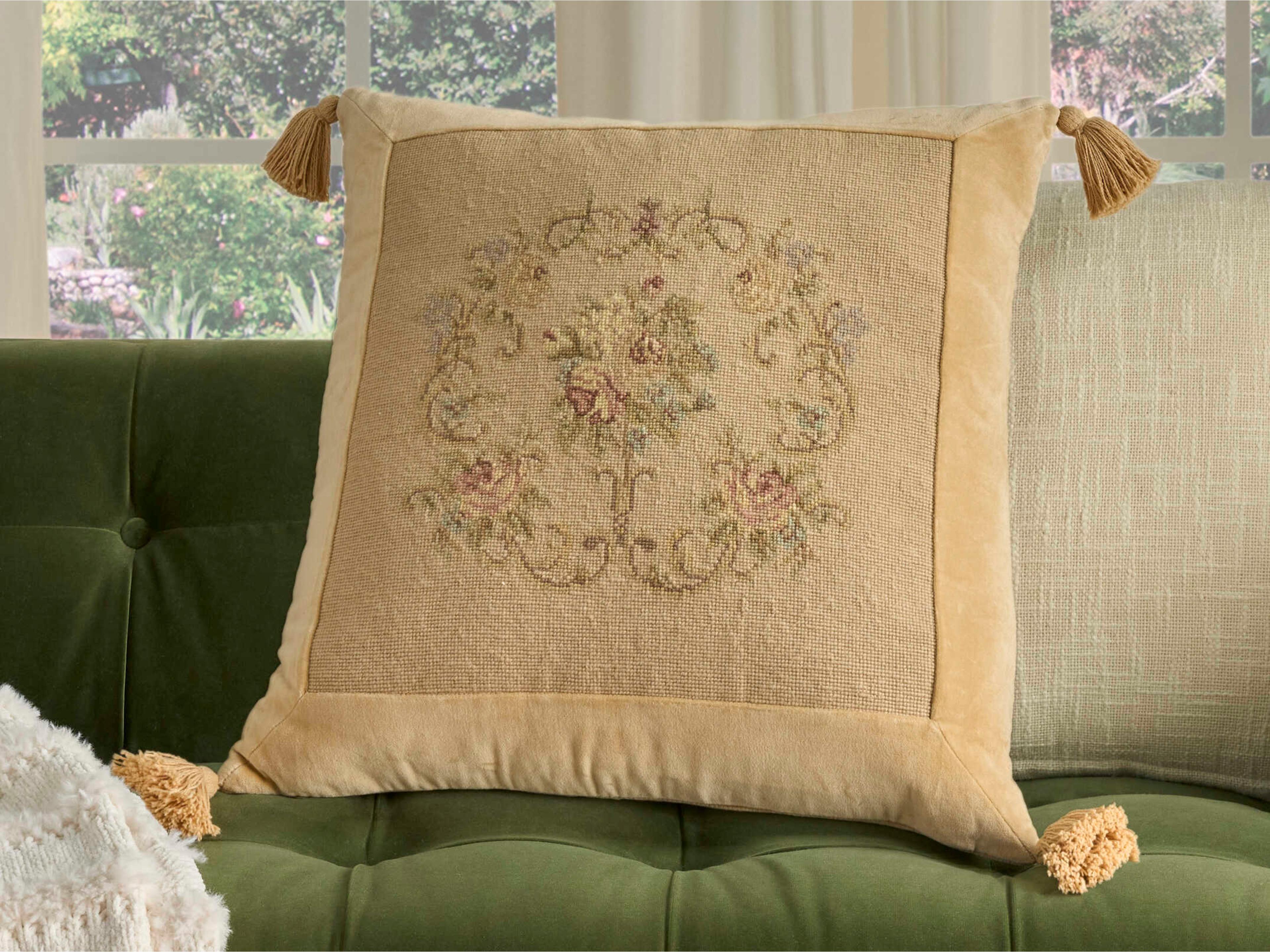 Nourison Mina Victory Vintage Floral Center 18" x 18" Beige Pillow