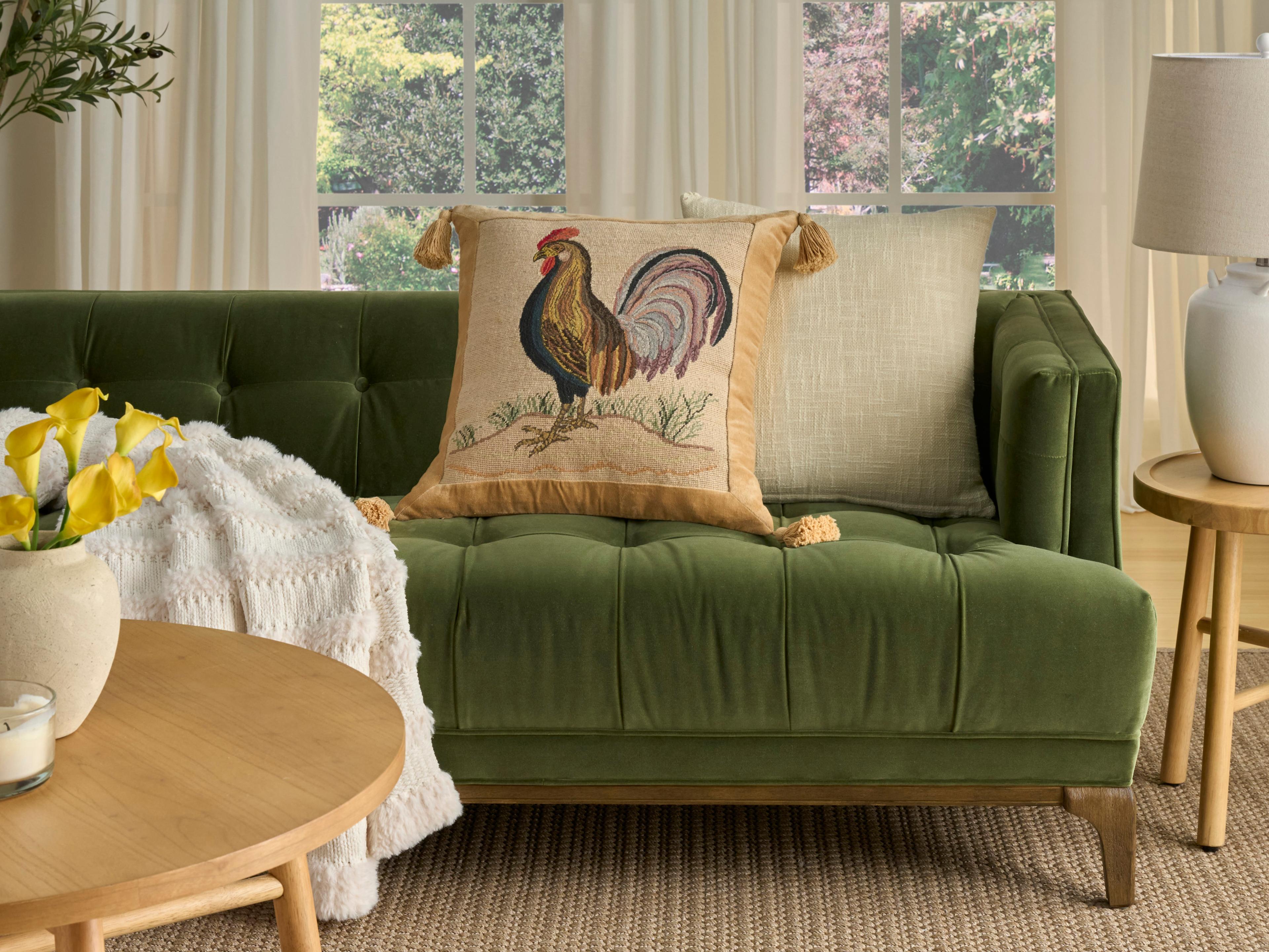 Nourison Mina Victory Vintage Rooster 20" x 20" Beige Pillow