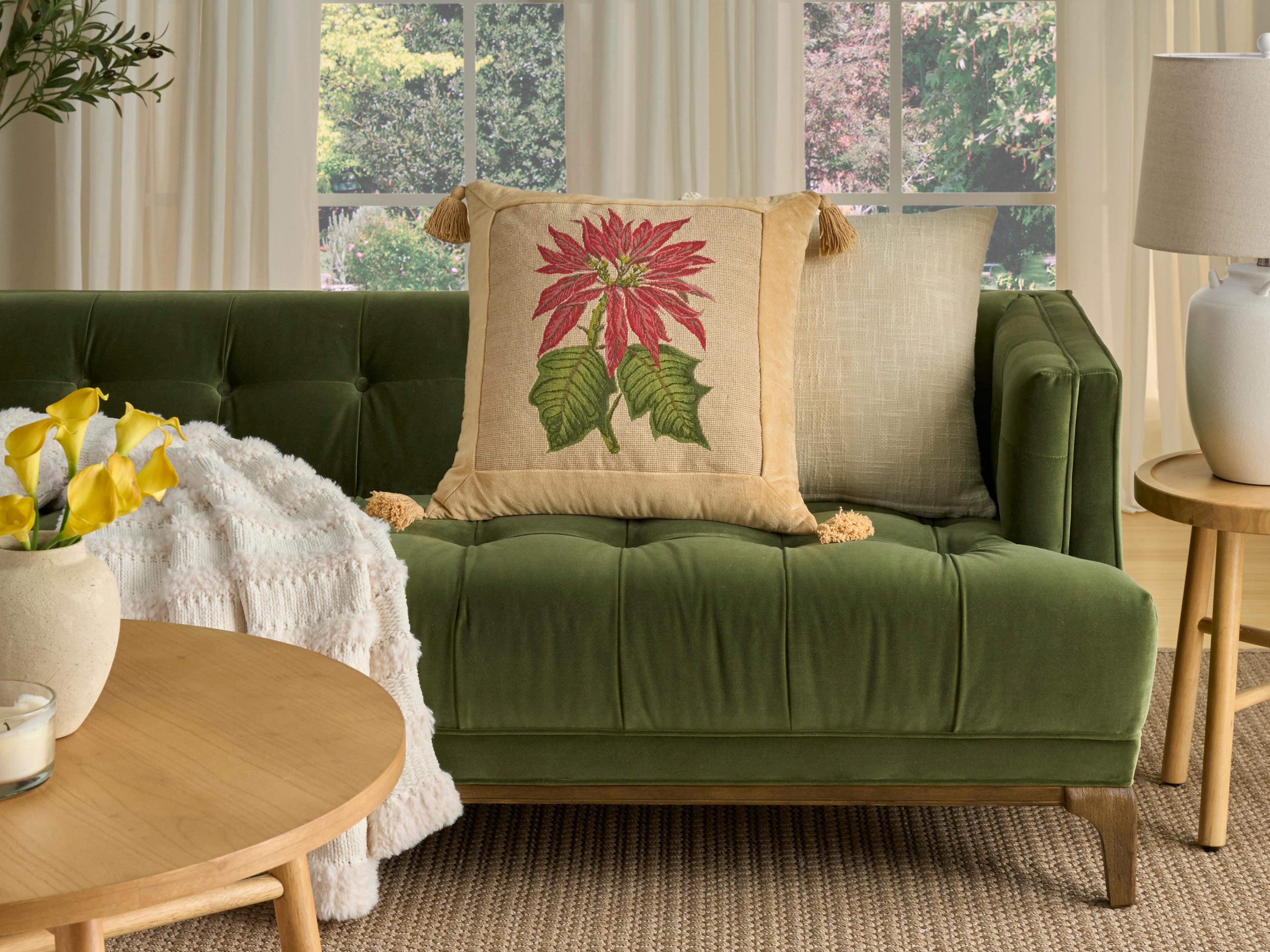 Nourison Mina Victory Vintage Pointsettia 21" x 21" Beige Pillow