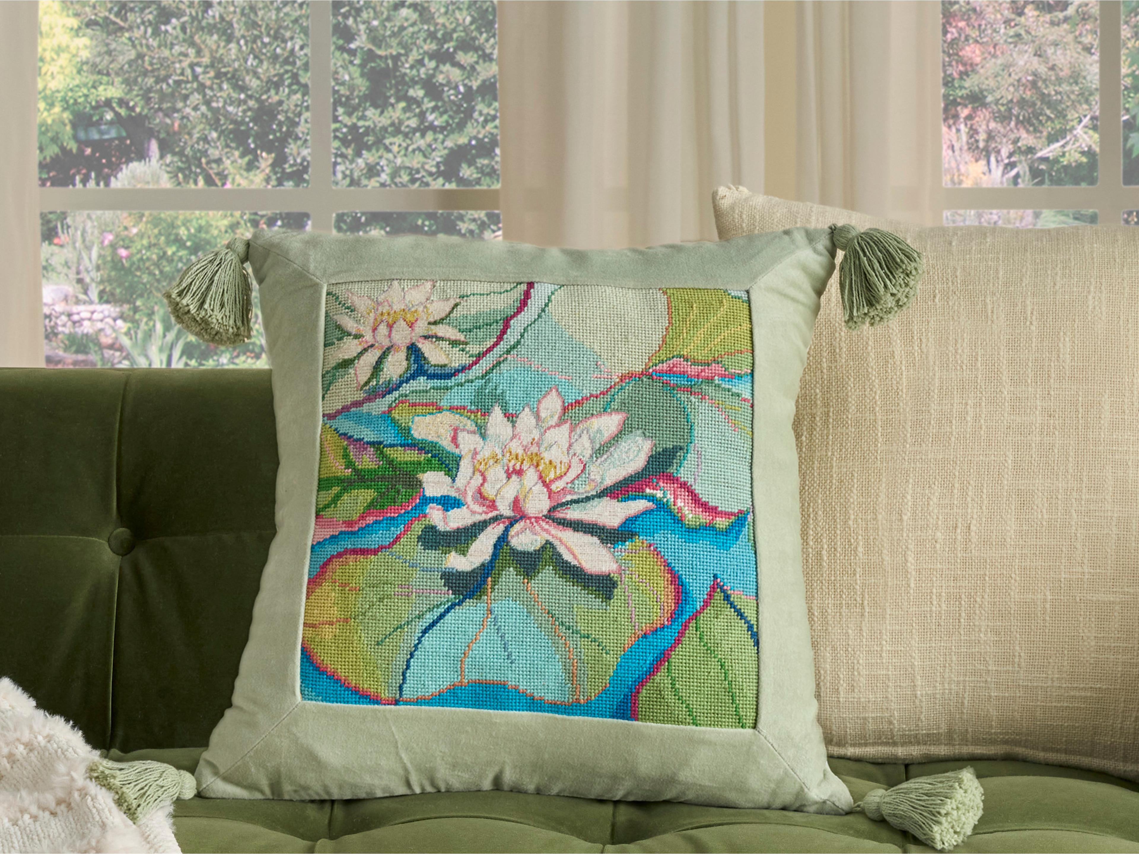 Nourison Mina Victory Vintage Lotus 19" x 19" Blue Pillow