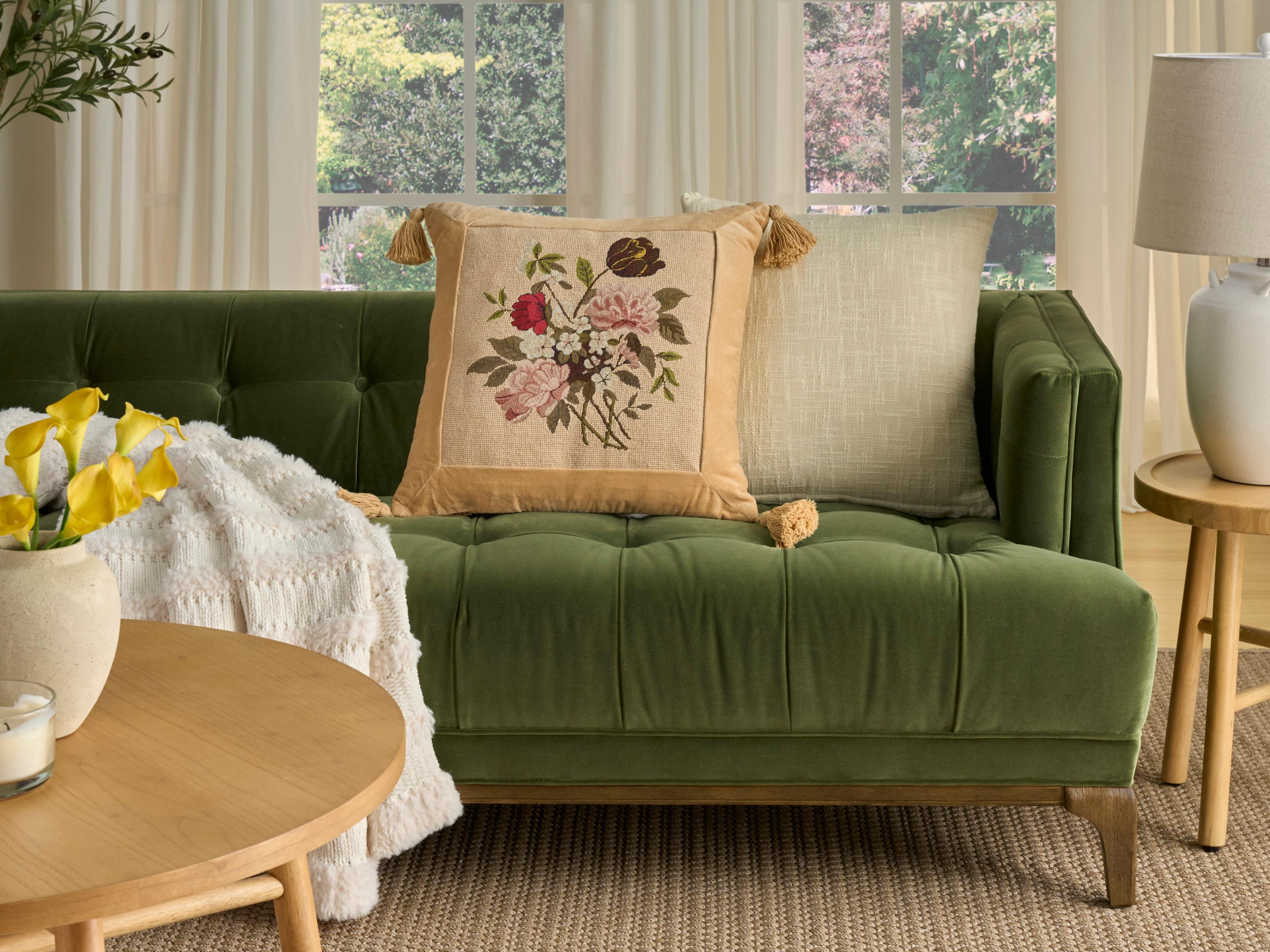 Nourison Mina Victory Vintage Pink Flowers 20" x 20" Beige Pillow