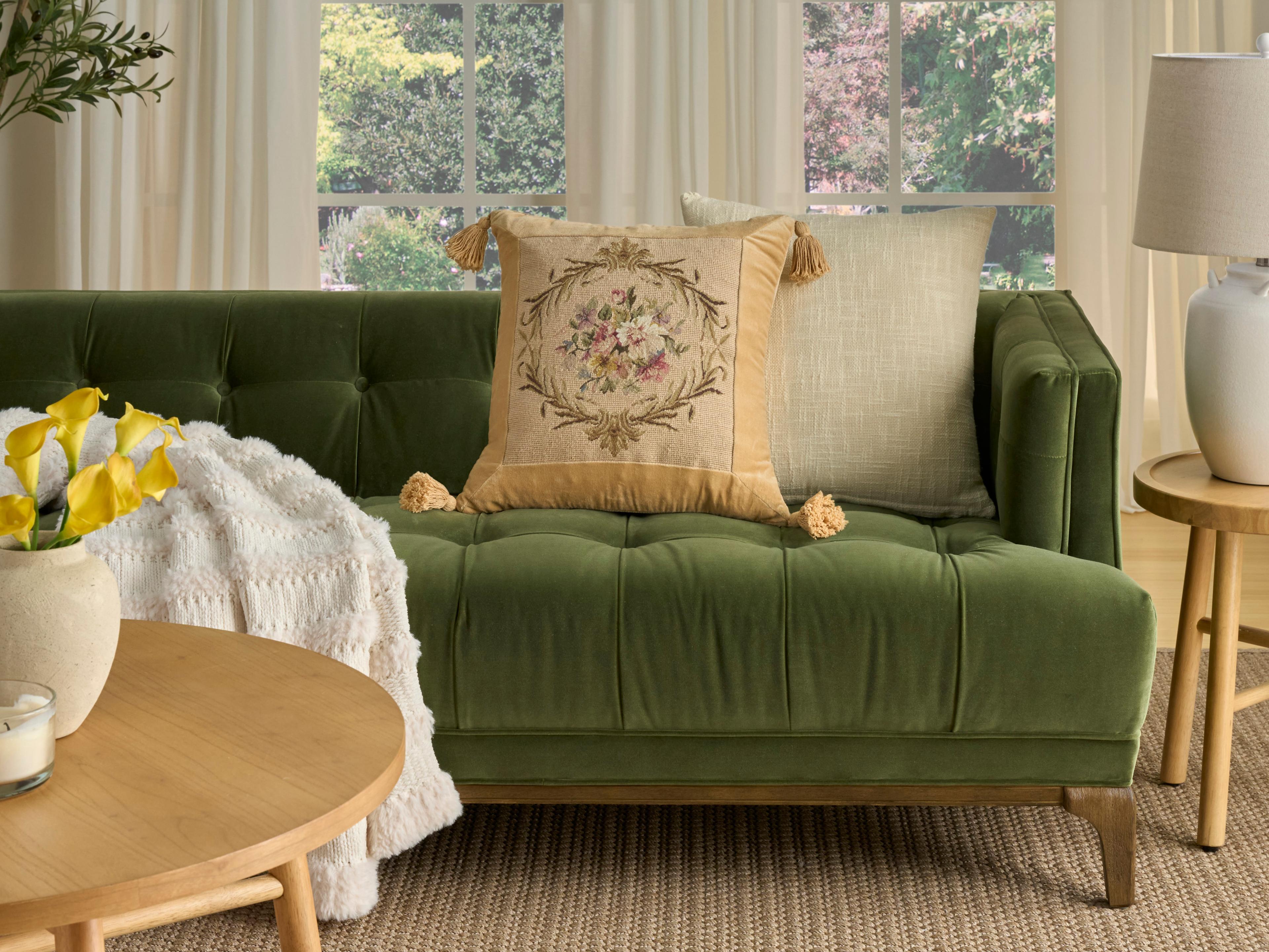 Nourison Mina Victory Vintage Floral 19" x 19" Beige Pillow