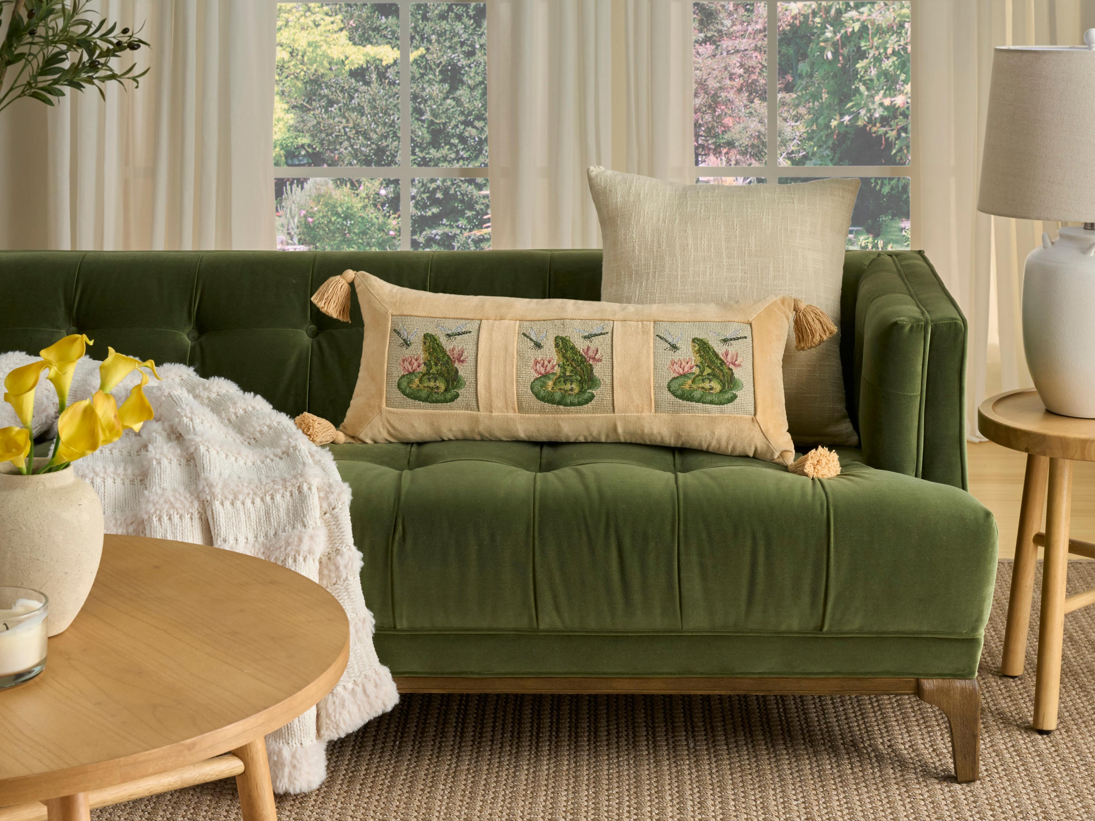 Nourison Mina Victory Vintage Frog 12" x 28" Seafoam Pillow