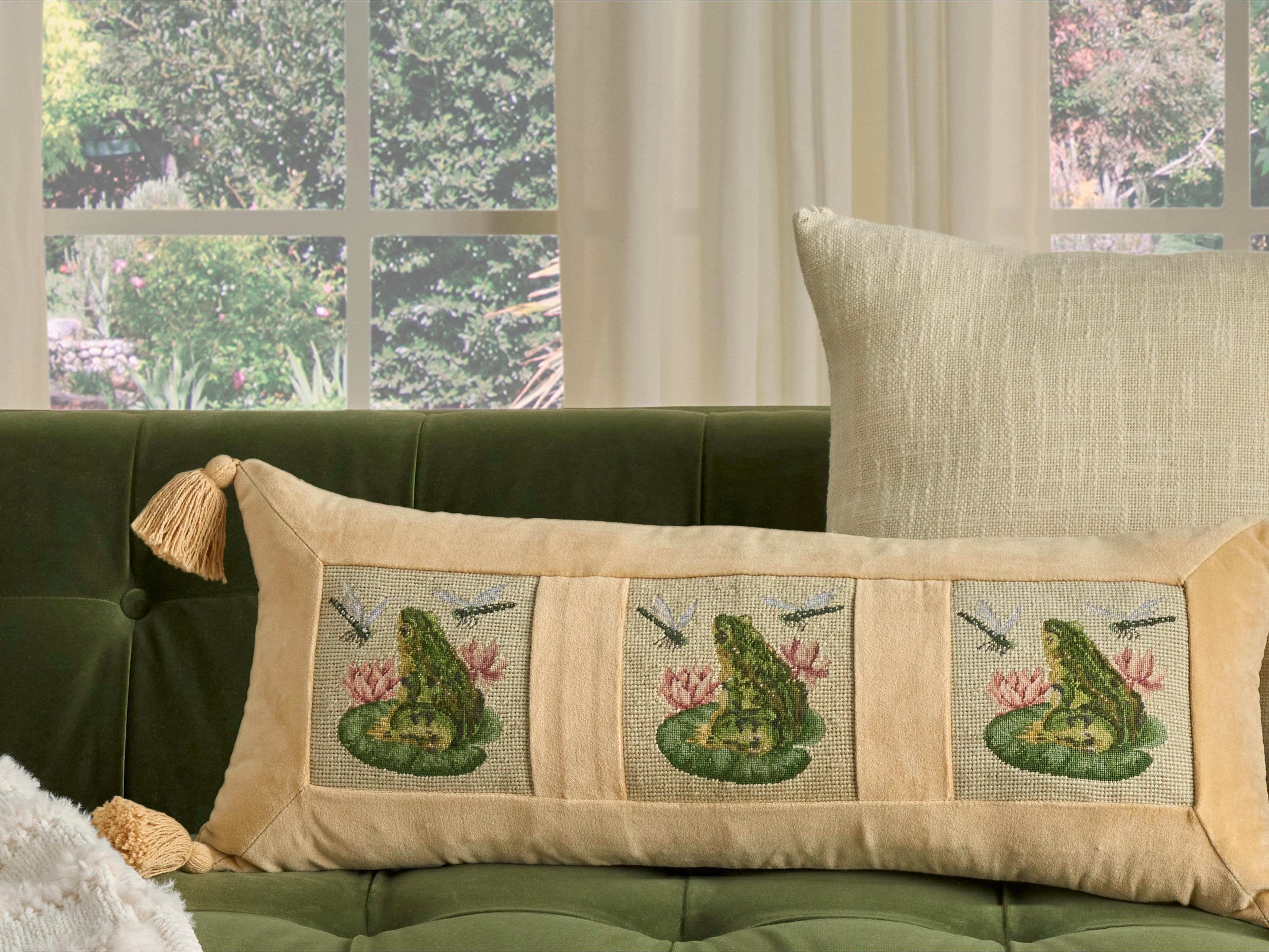 Nourison Mina Victory Vintage Frog 12" x 28" Seafoam Pillow