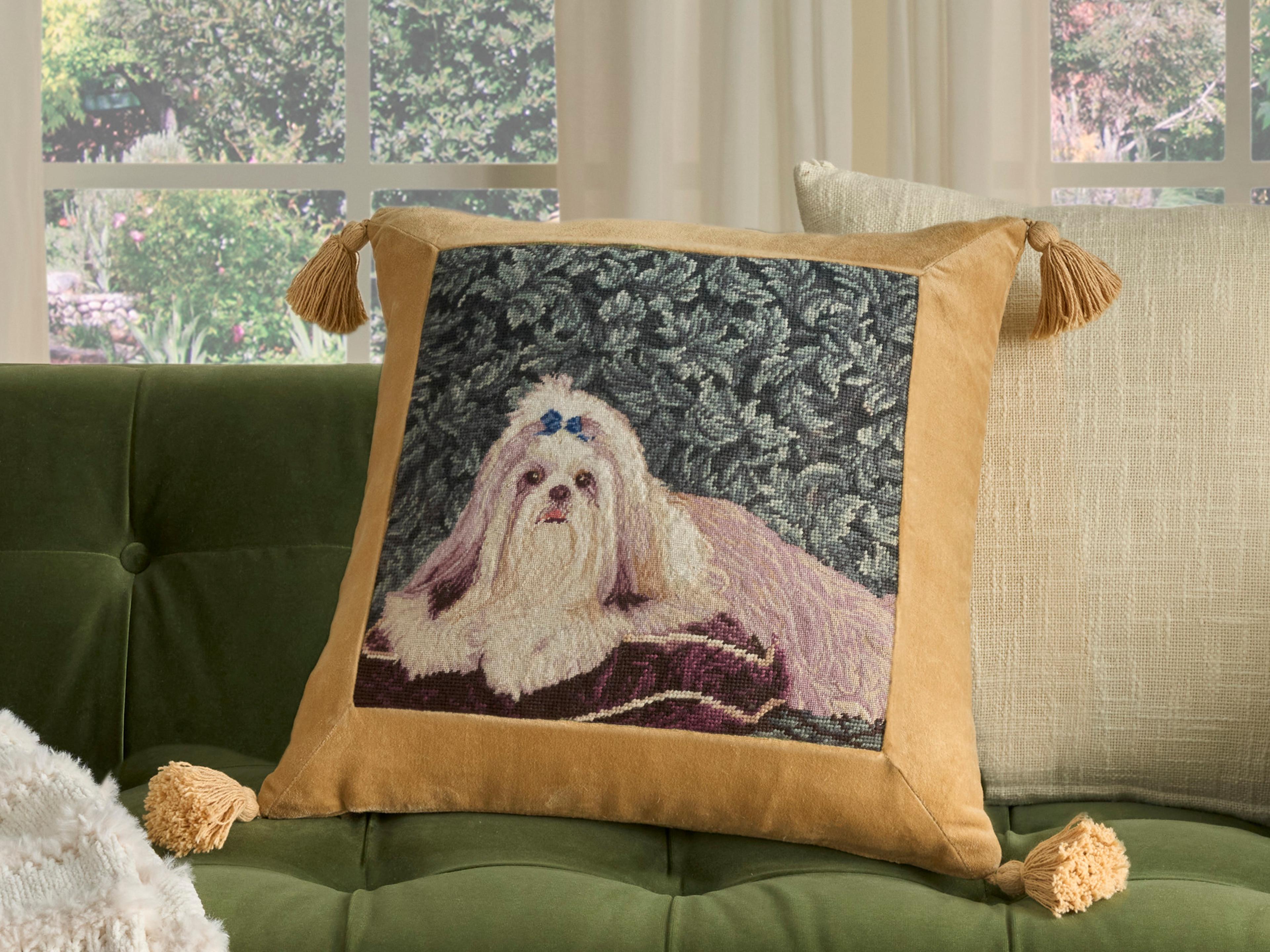 Nourison Mina Victory Vintage White Shih Tzu 20" x 20" Multicolor Pillow
