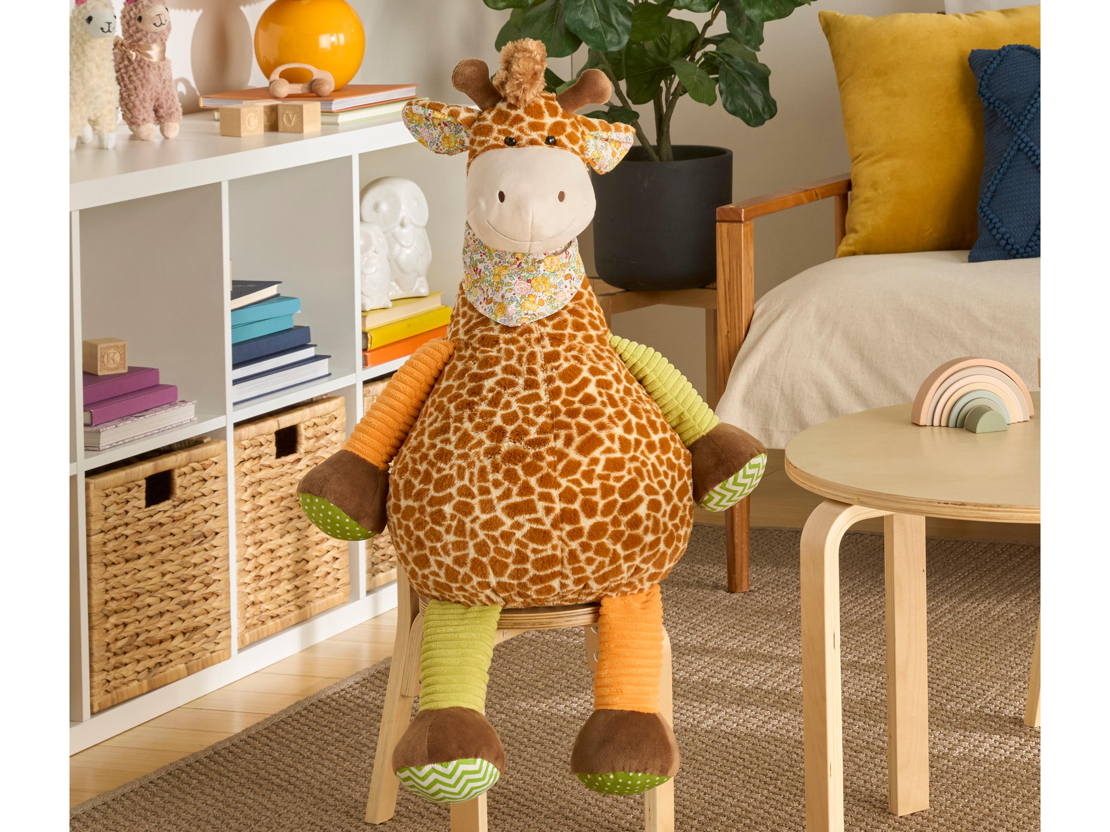 Nourison Mina Victory Giraffe Brown Plush