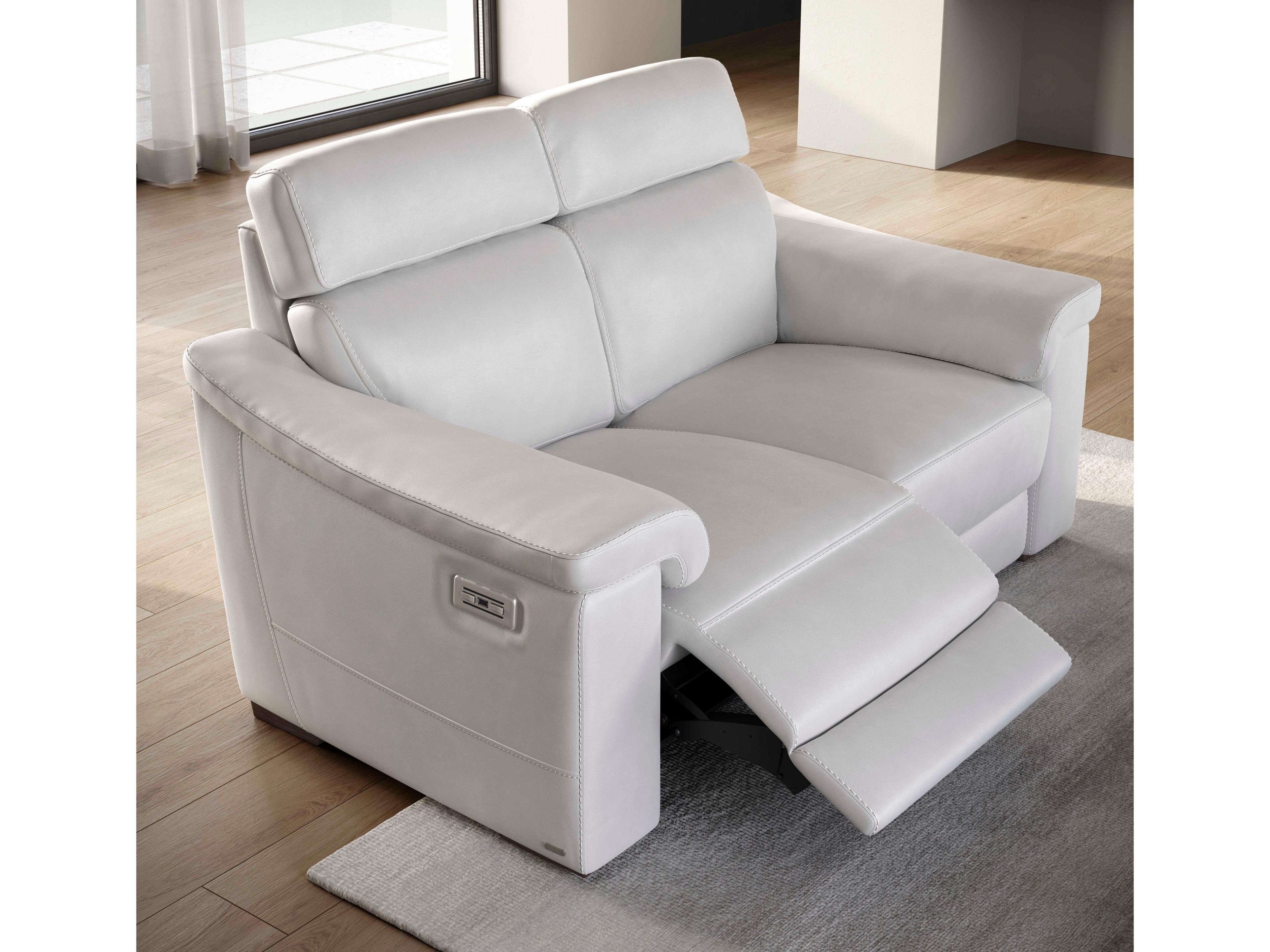 Natuzzi Editions Giulivo Living Room Set