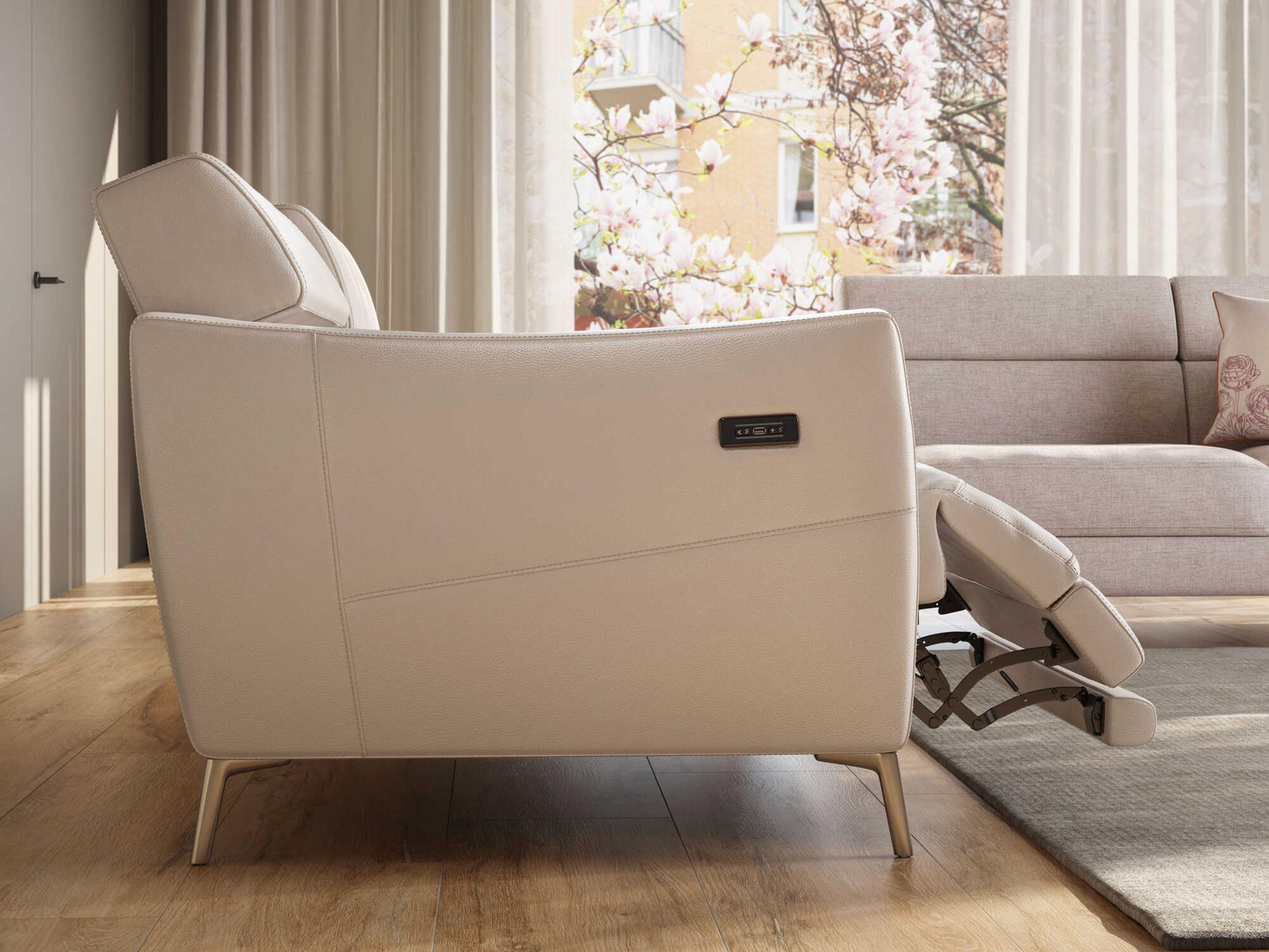 Natuzzi Editions Greg Sofa Set