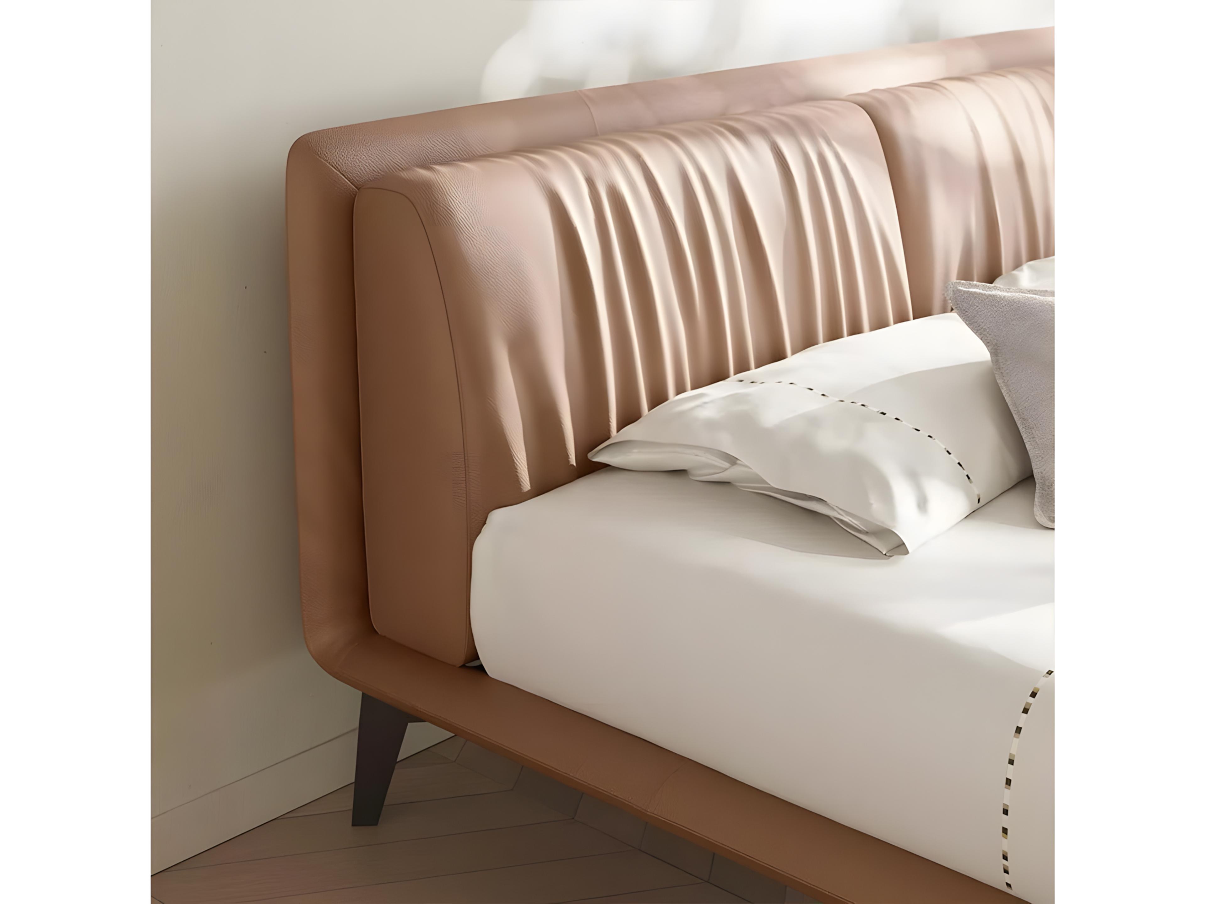 Natuzzi Editions Giunca King Bed with Split Mesh