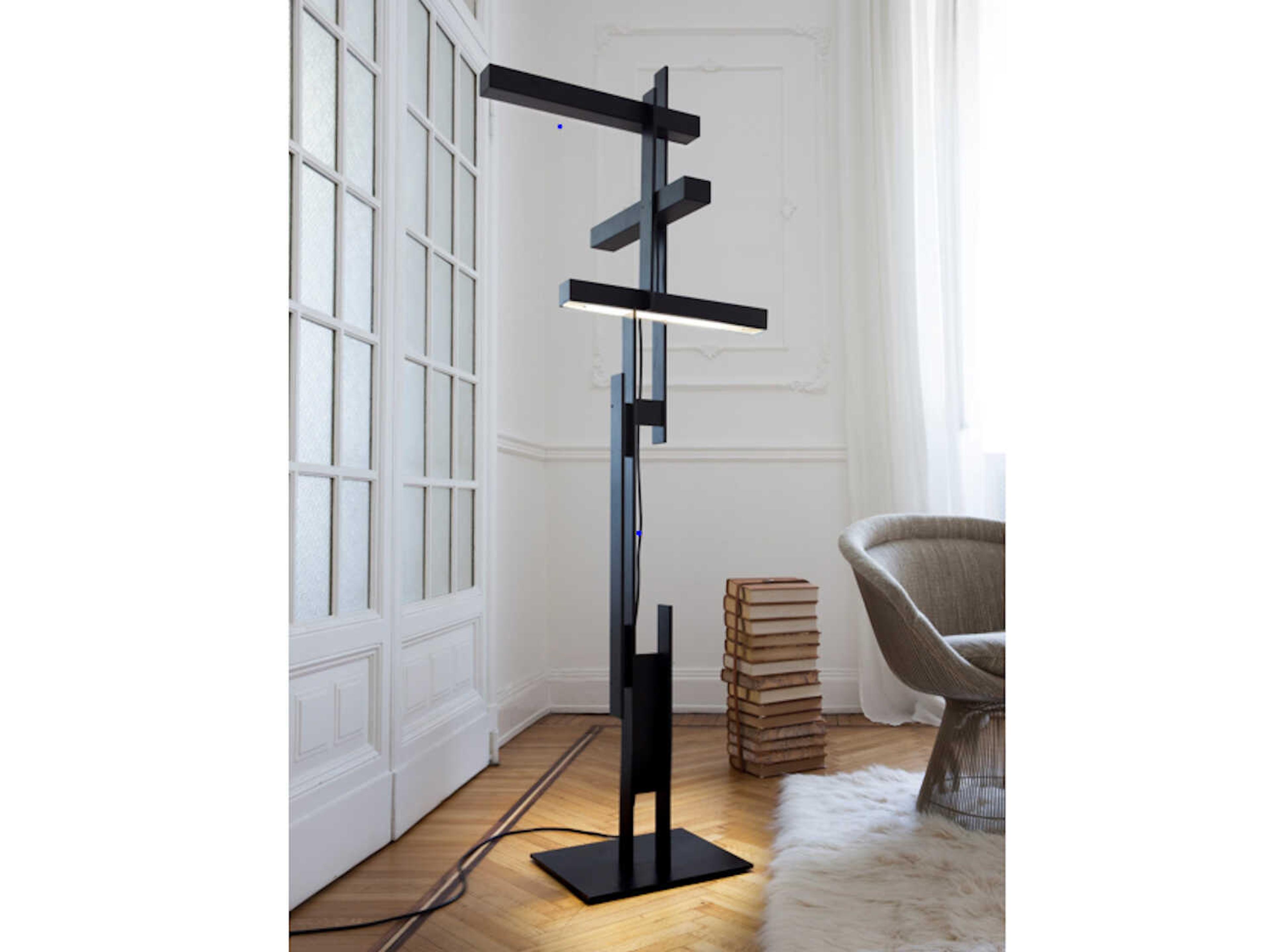 Oluce Las Matt Black LED Floor Lamp