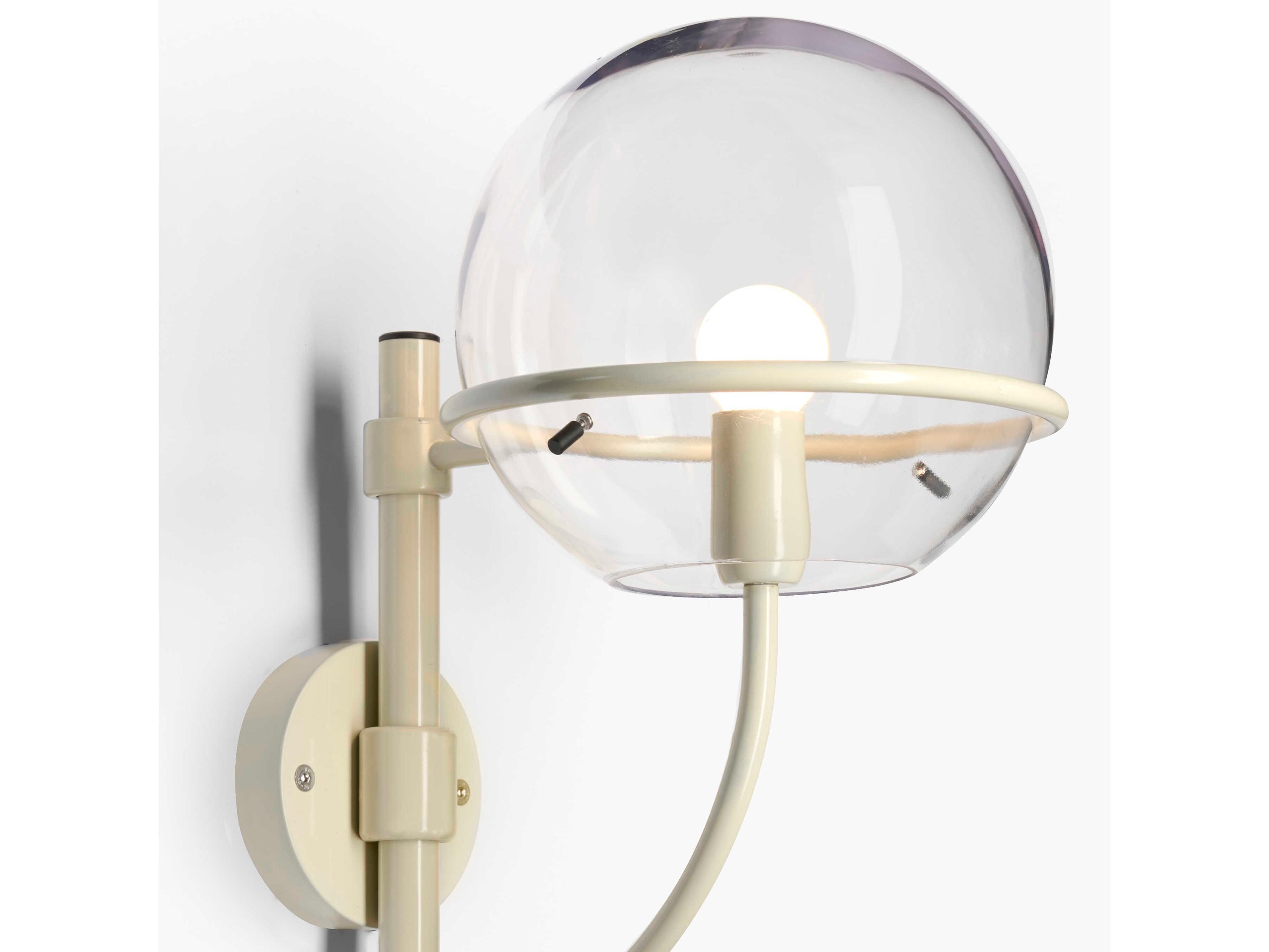 Oluce Lyndon 1-Light Outdoor Wall Light