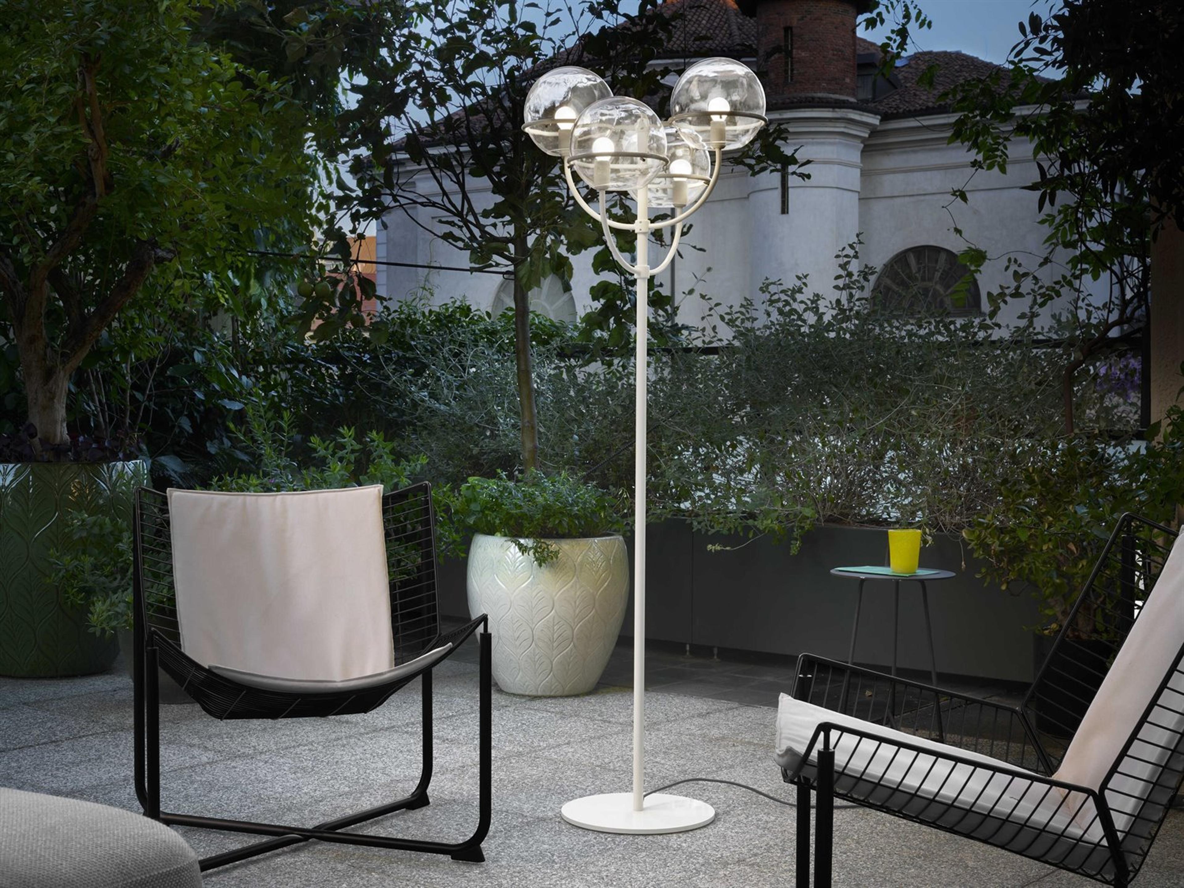 Oluce Lyndon 4-Light Outdoor Lamp