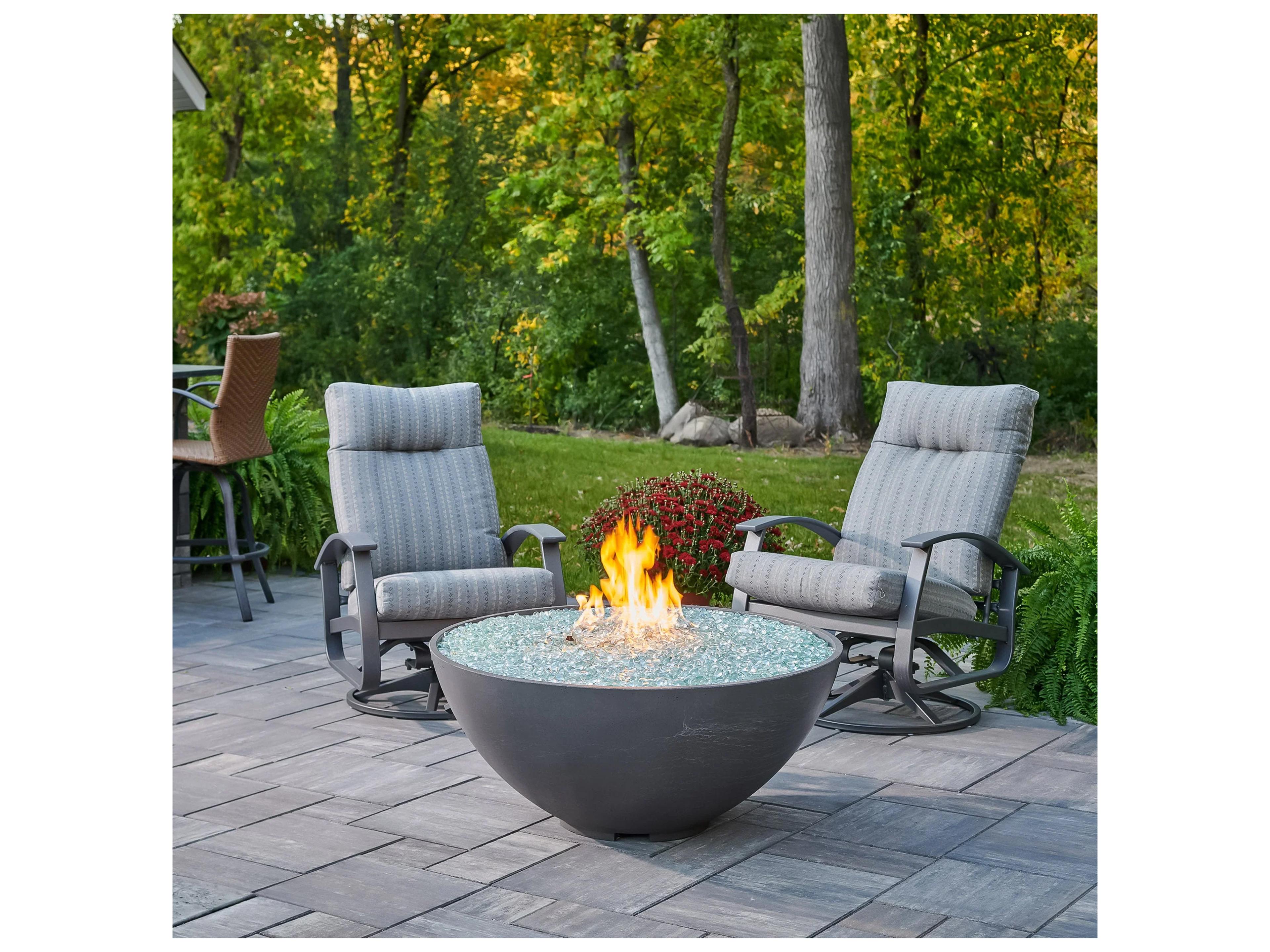 Outdoor Greatroom Cove Edge Midnight Mist Round Gas Fire Pit Bowls