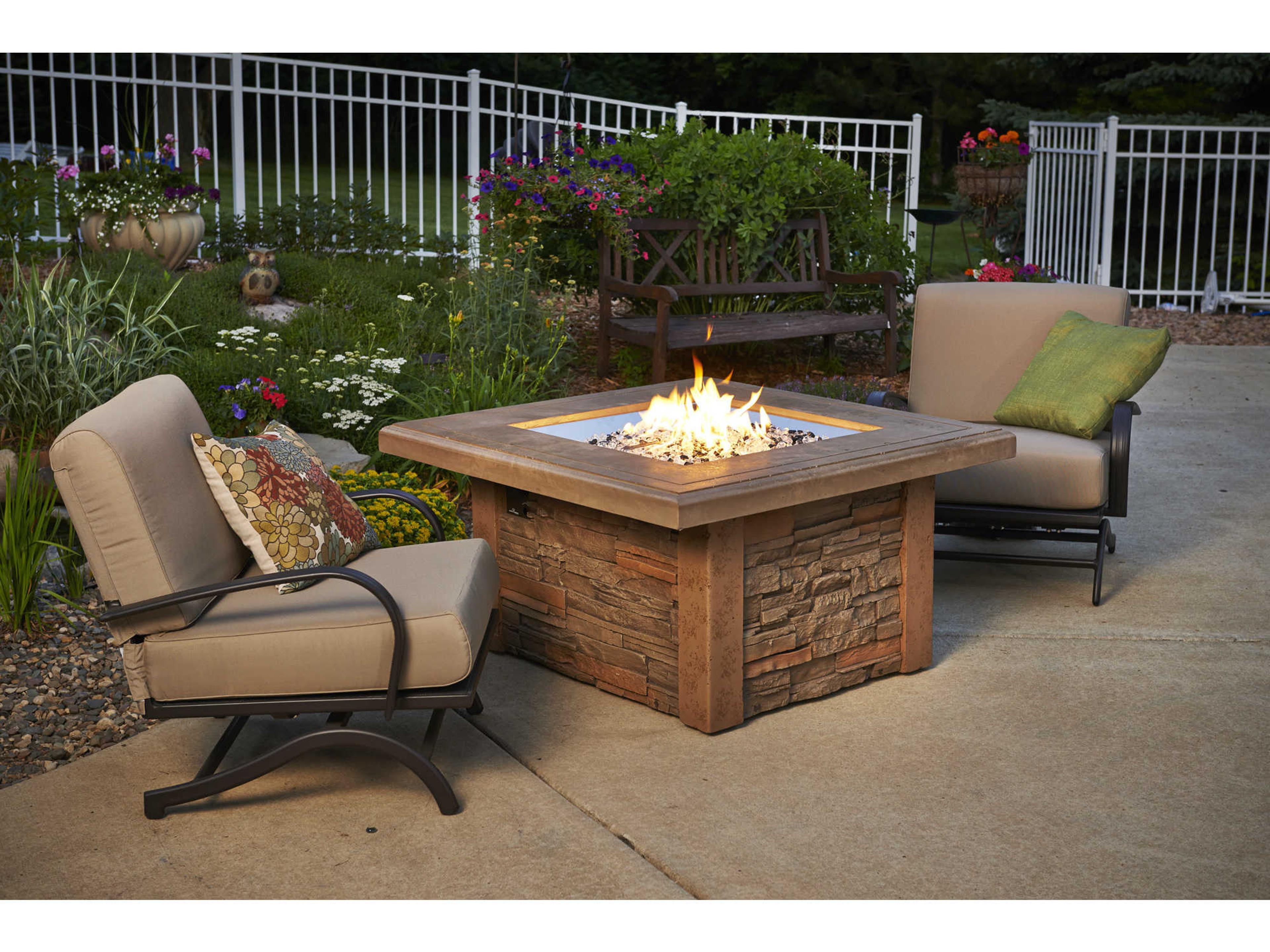 Outdoor Greatroom Sierra Concrete Mocha Square Gas Fire Pit Table