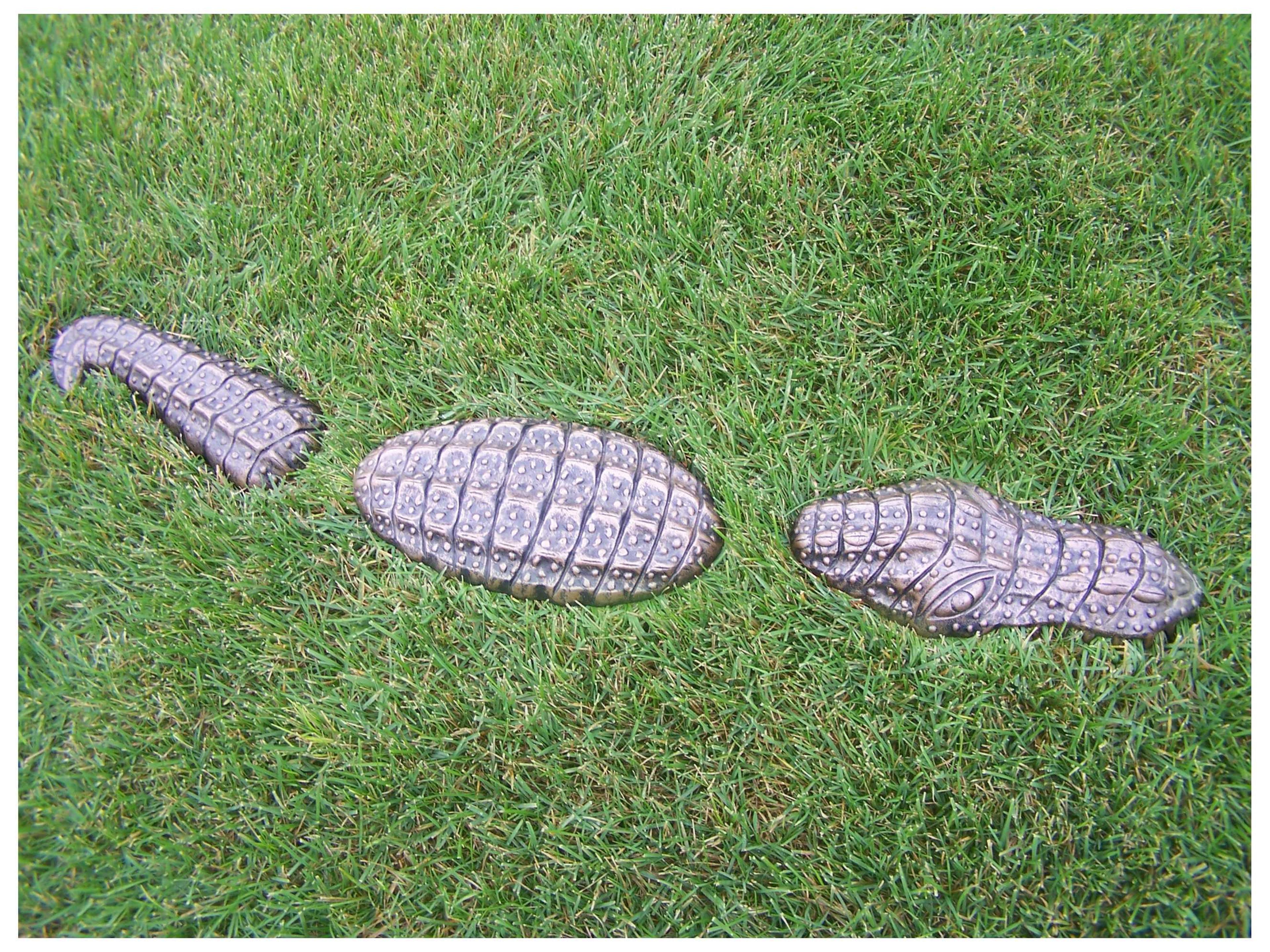 Oakland Living Animals Cast Aluminum Garden Gator