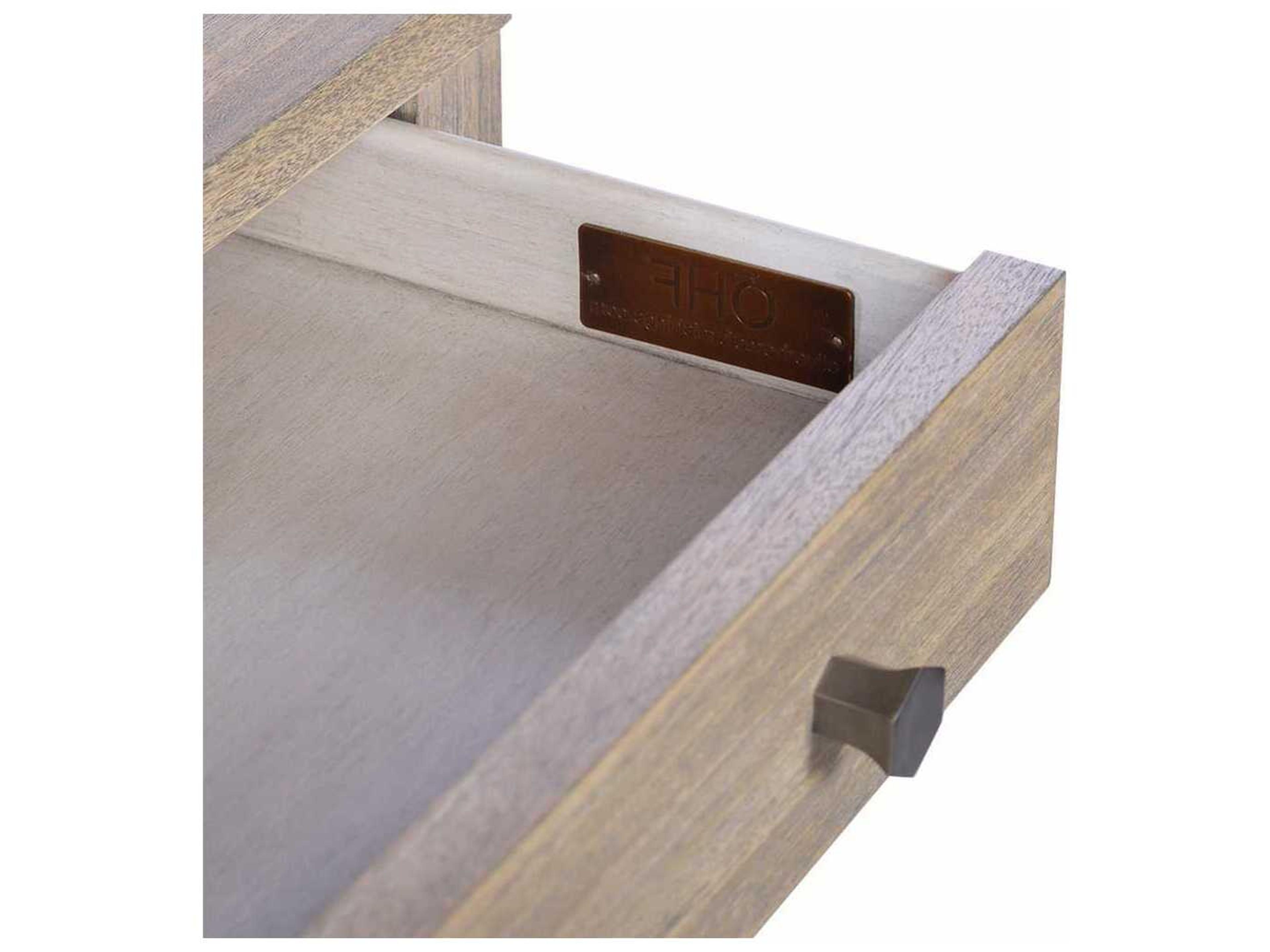 Oliver Home Wallace Rectangular Wood Rabbit End Table