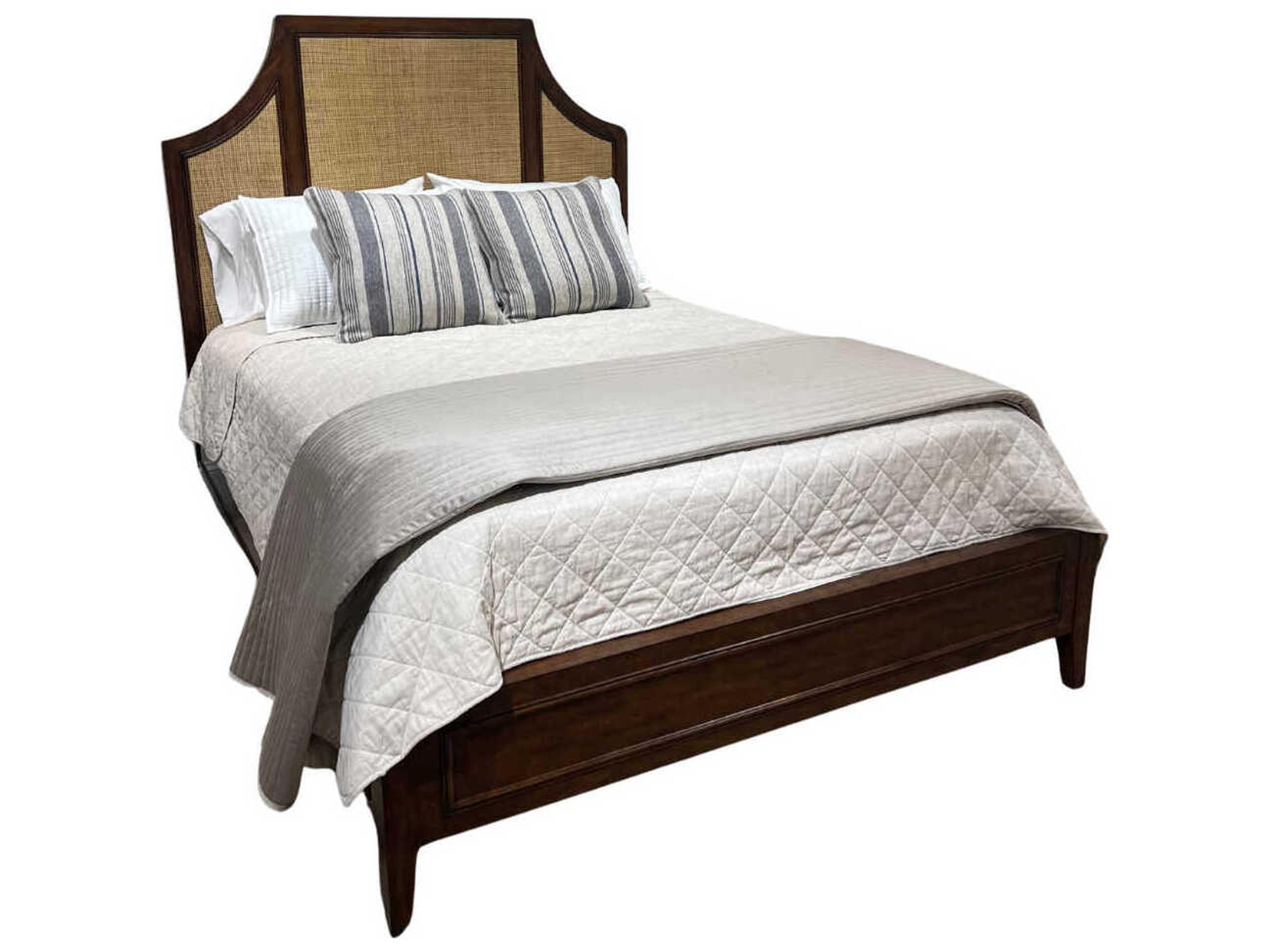 Ventura Country Brown Acacia Wood Queen Platform Bed