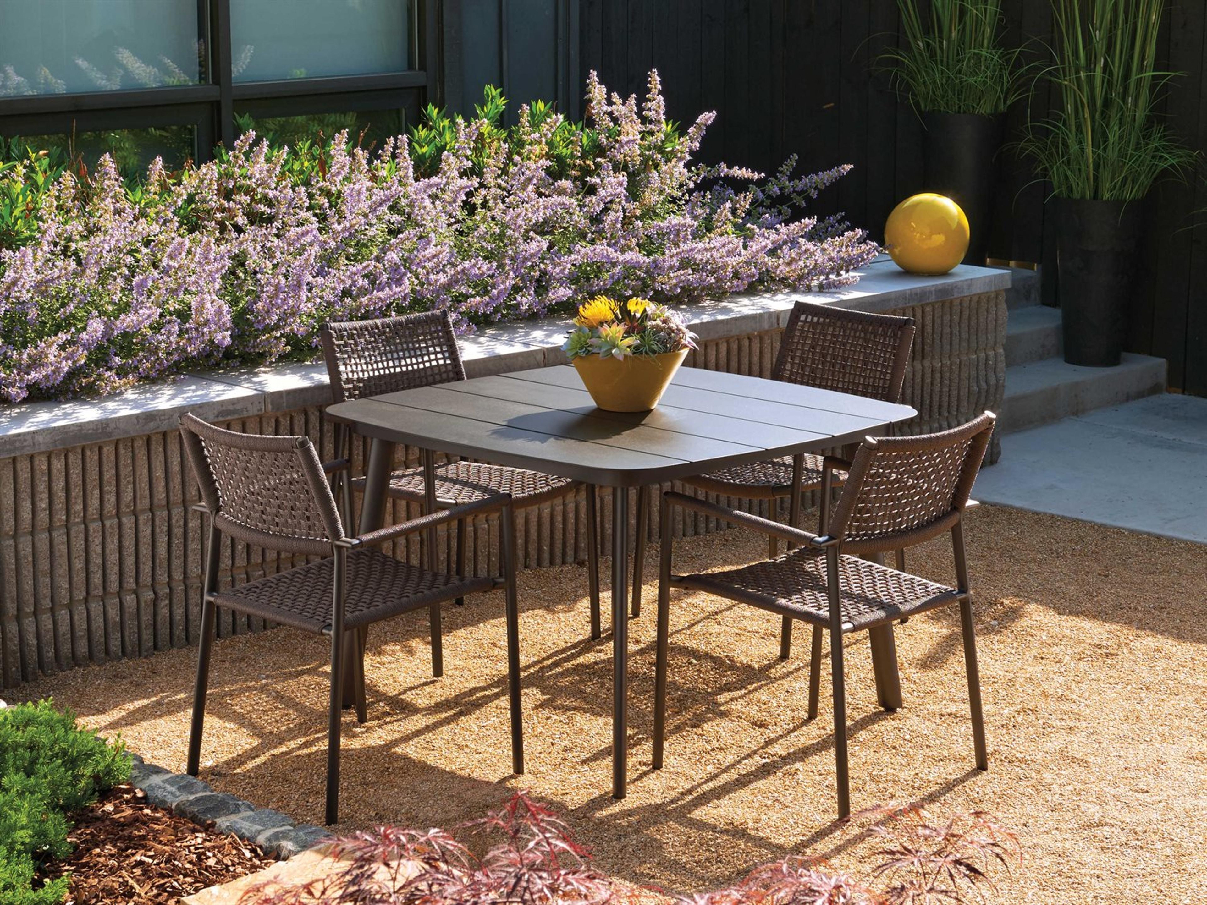 Oxford Garden Eiland Aluminum Dining Set
