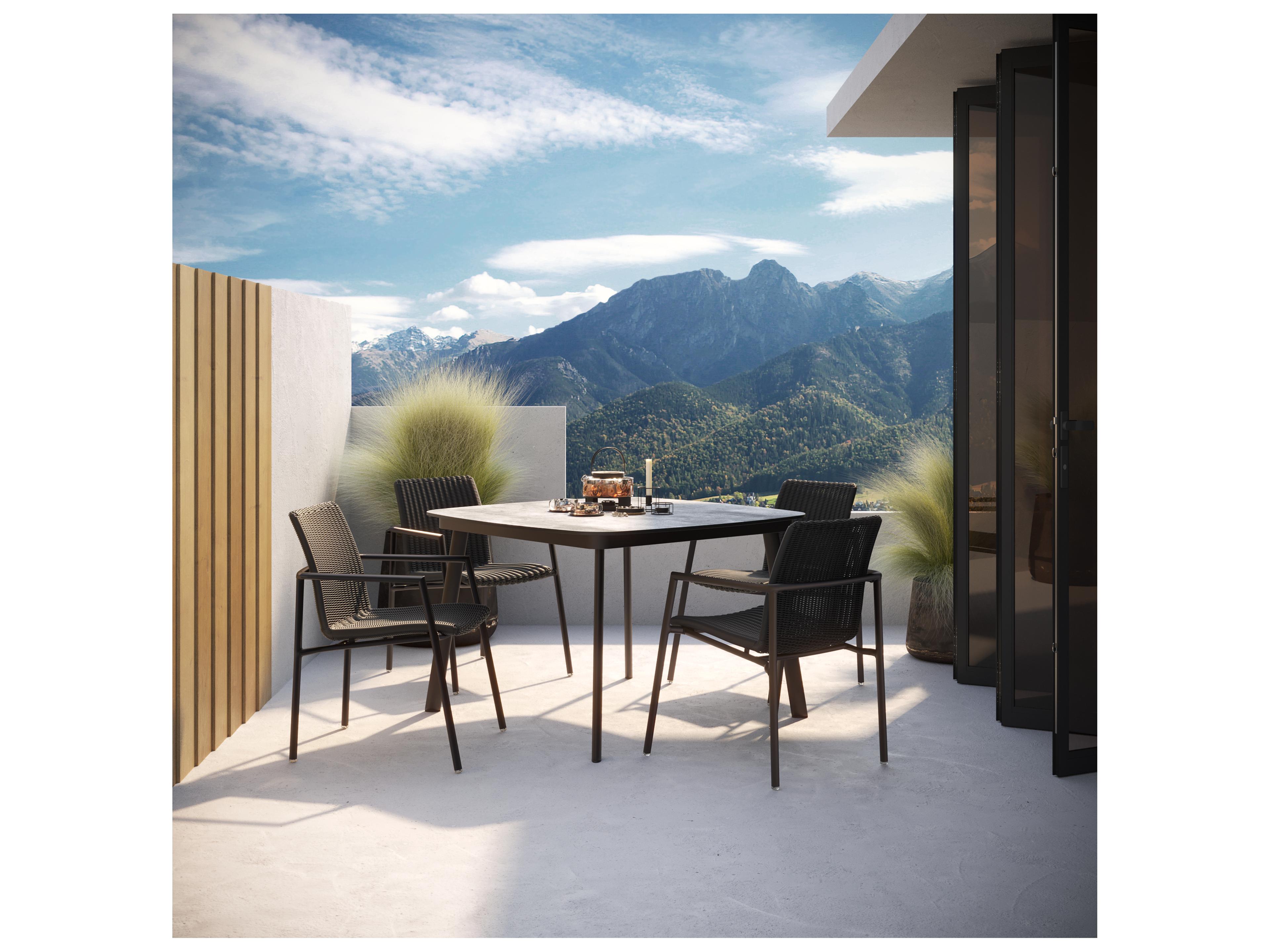 Oxford Garden Eiland Aluminum Carbon Square HPL Top Bar Table with Umbrella Hole