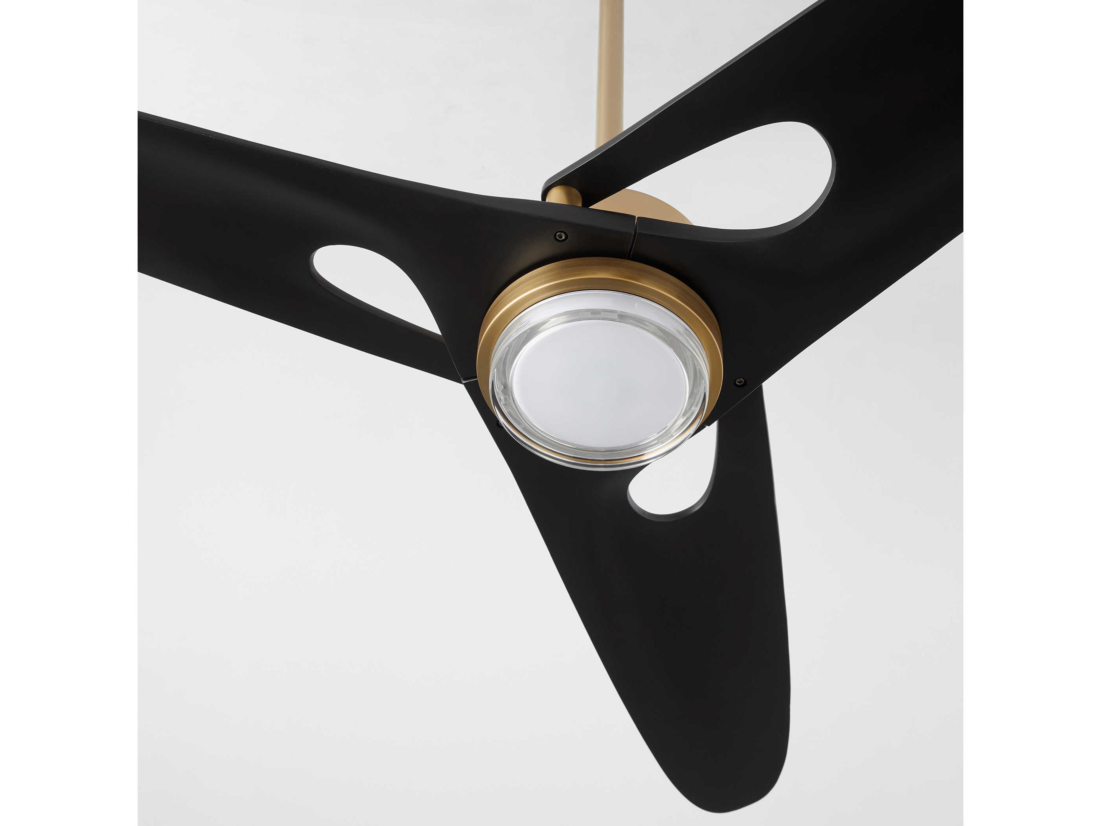 Oxygen by Quorum Apogee 60" Ceiling Fan