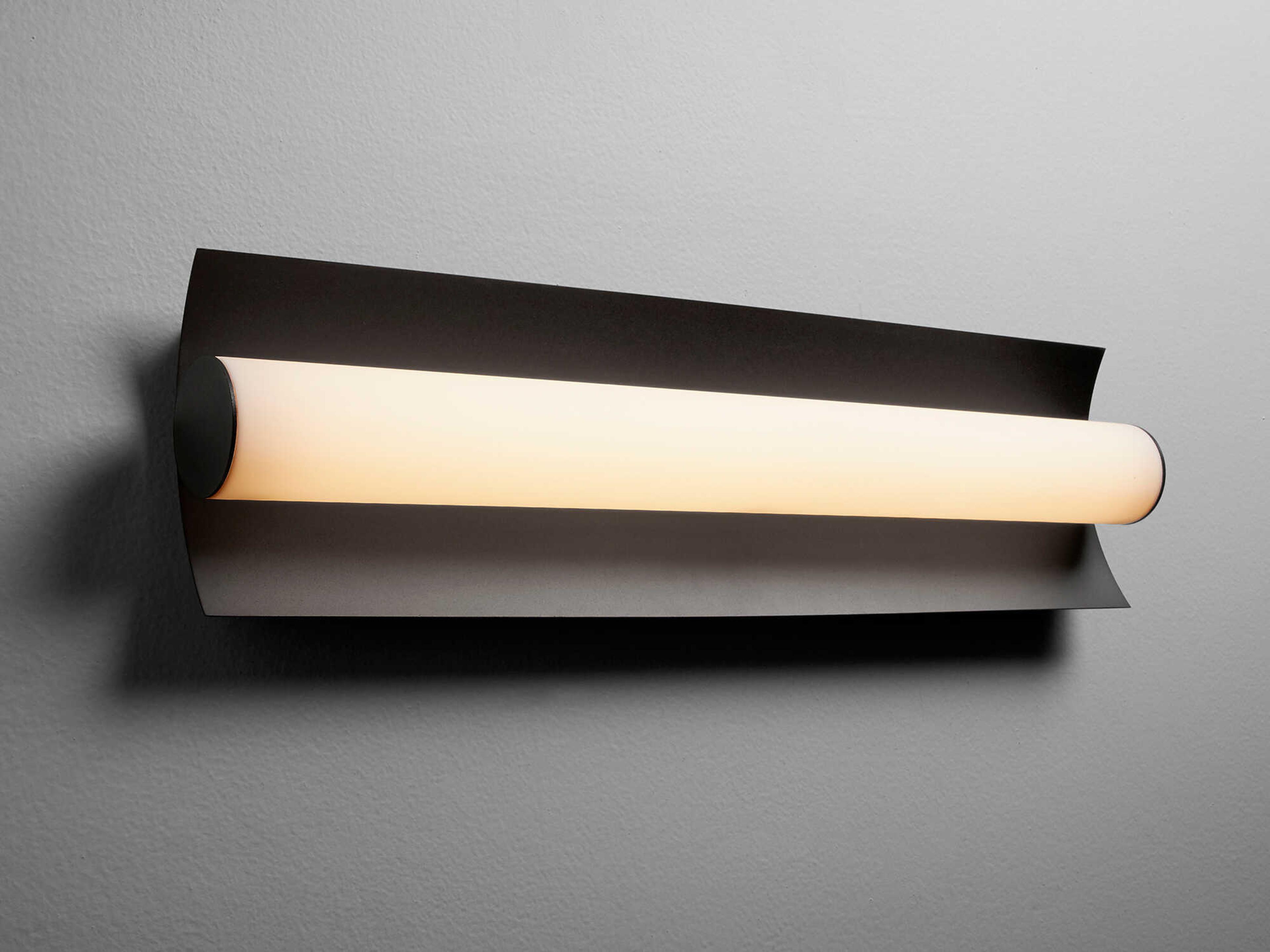 Oxygen by Quorum Wave 2-Light Black Vanity Light