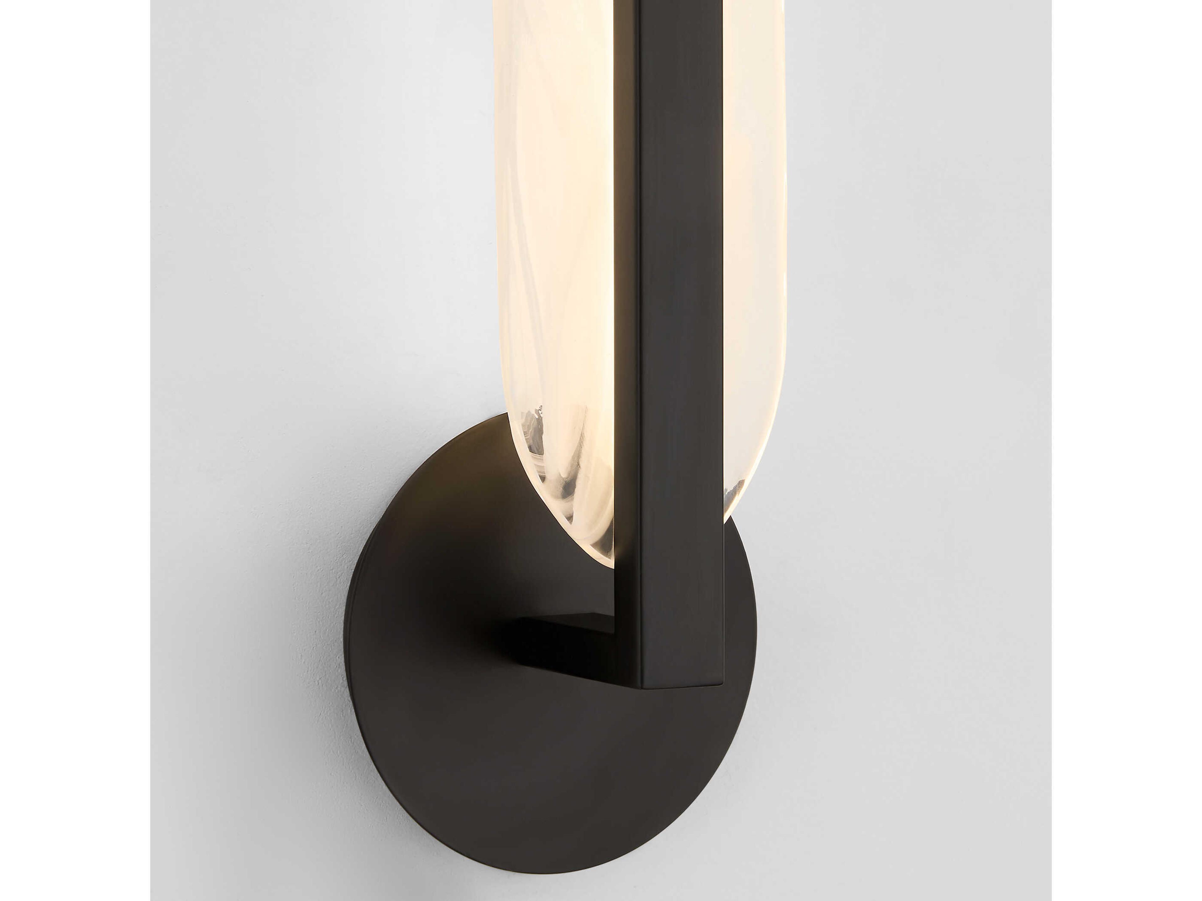 Oxygen by Quorum Avian 1-Light Black Wall Sconce