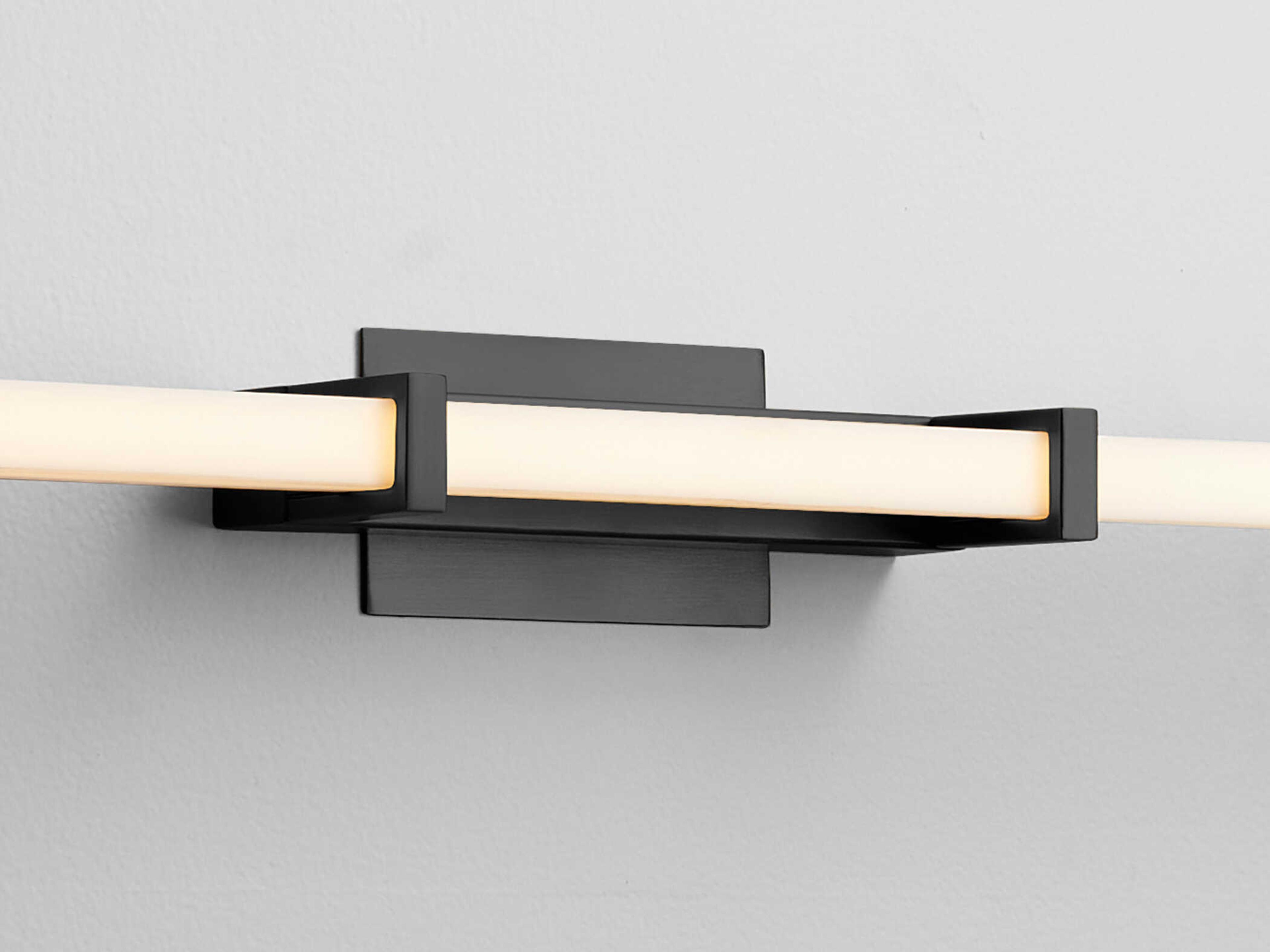 Oxygen by Quorum Wand 1-Light Black Vanity Light