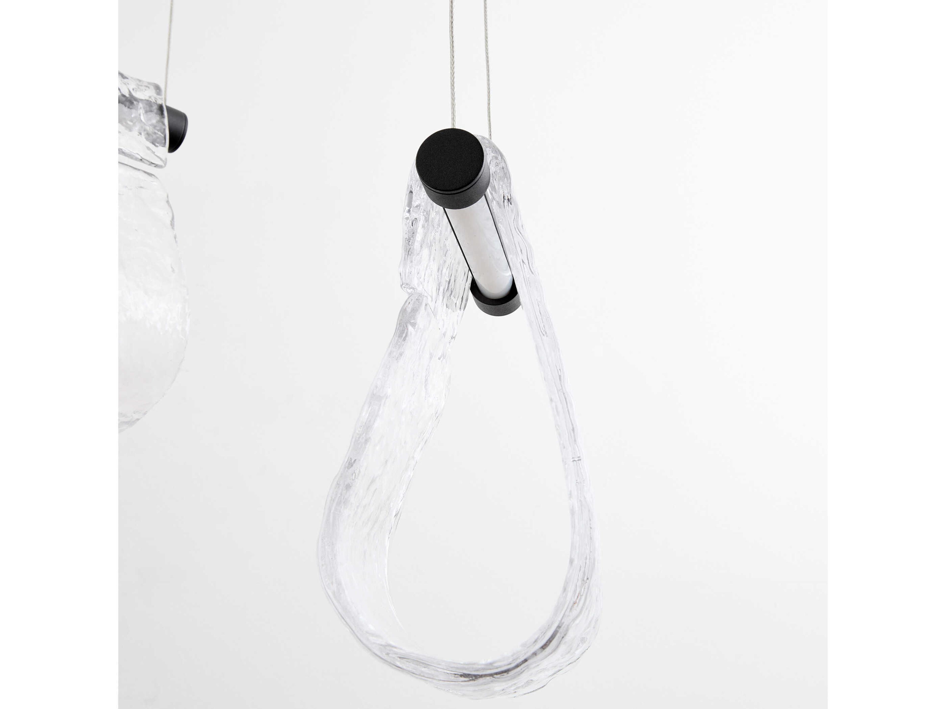 Oxygen by Quorum Veer 5-Light Black Pendant