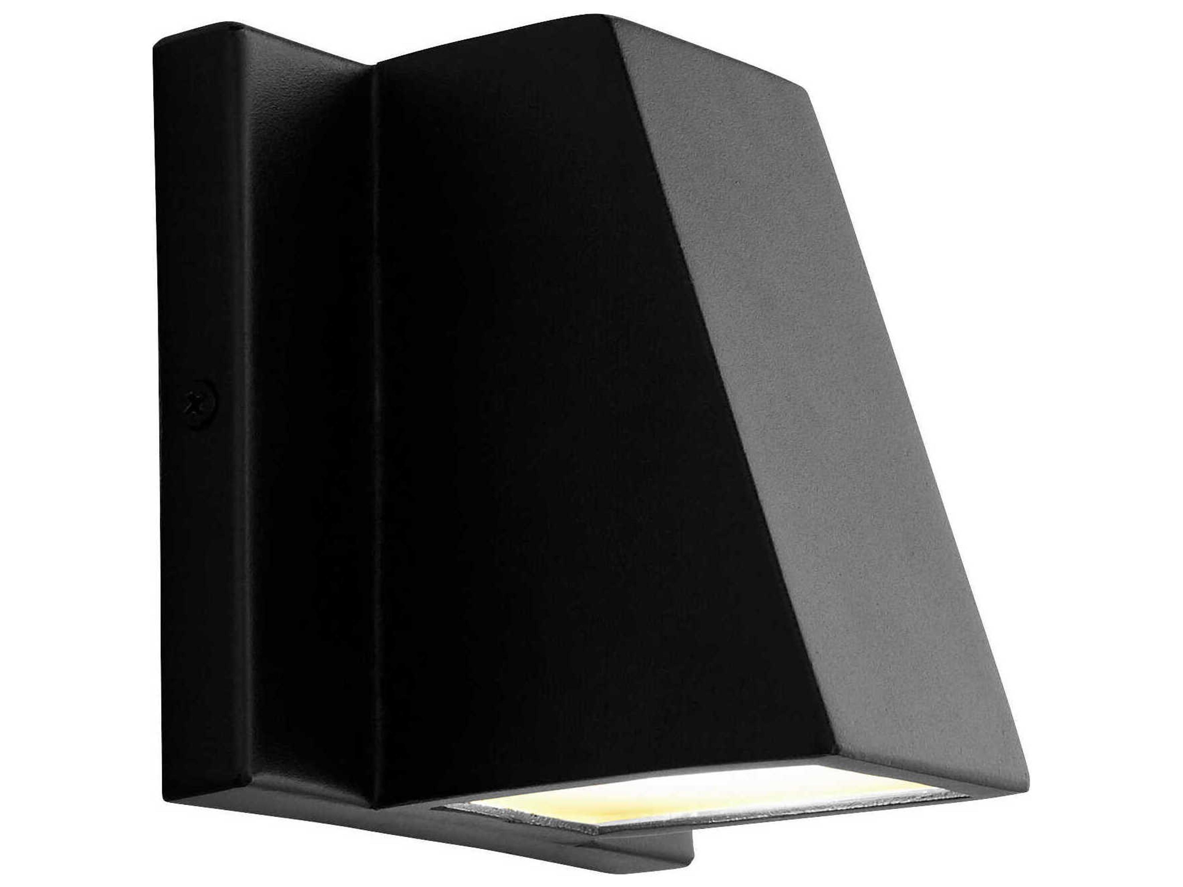 Oxygen by Quorum Titan 1-Light Outdoor Wall Light