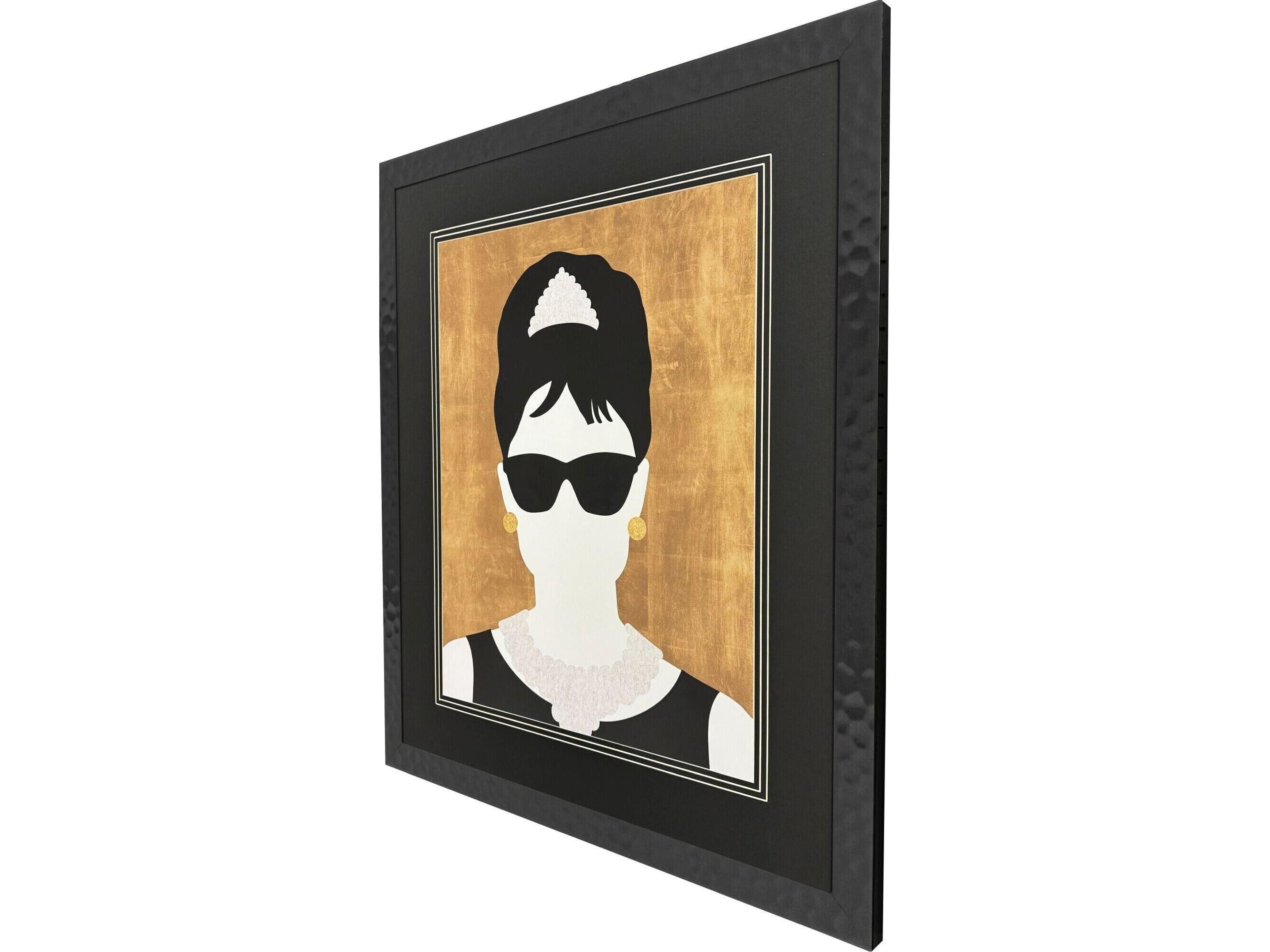 Paragon Icon Fashion Favourite Framed Art