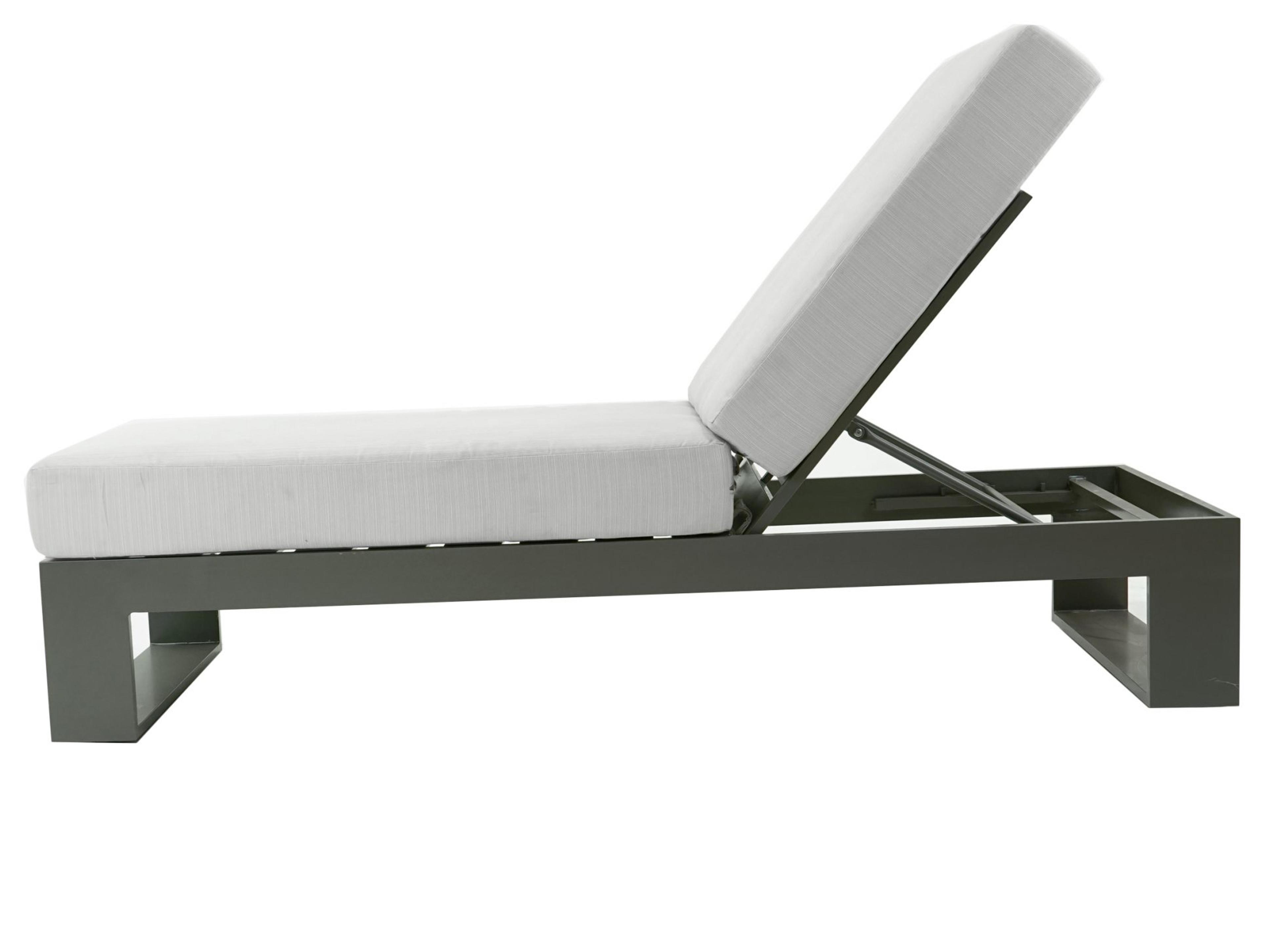 Axcess Inc. Hampton Single Patio Chaise