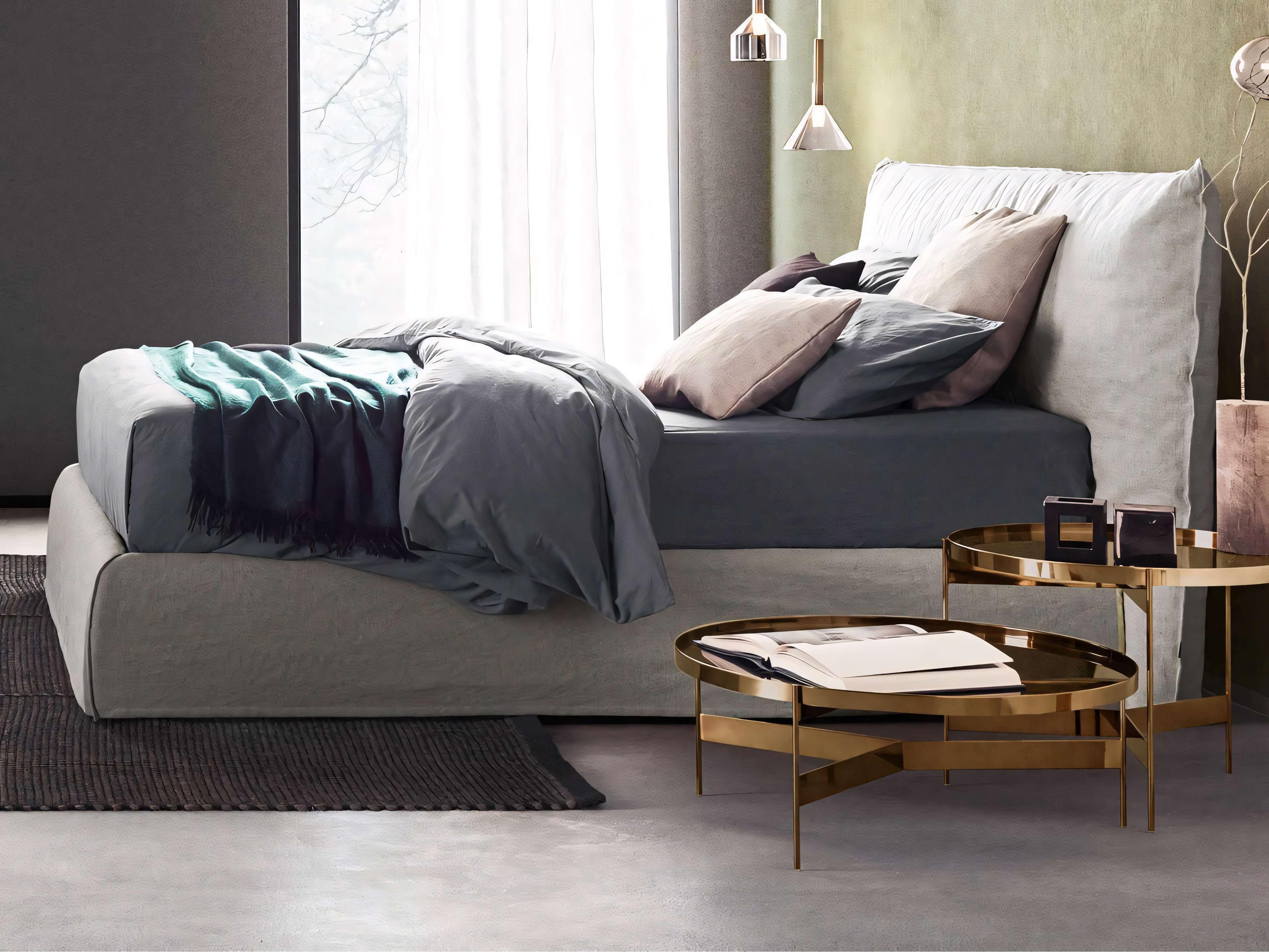 Pianca Piumotto Gray Upholstered Queen Platform Bed