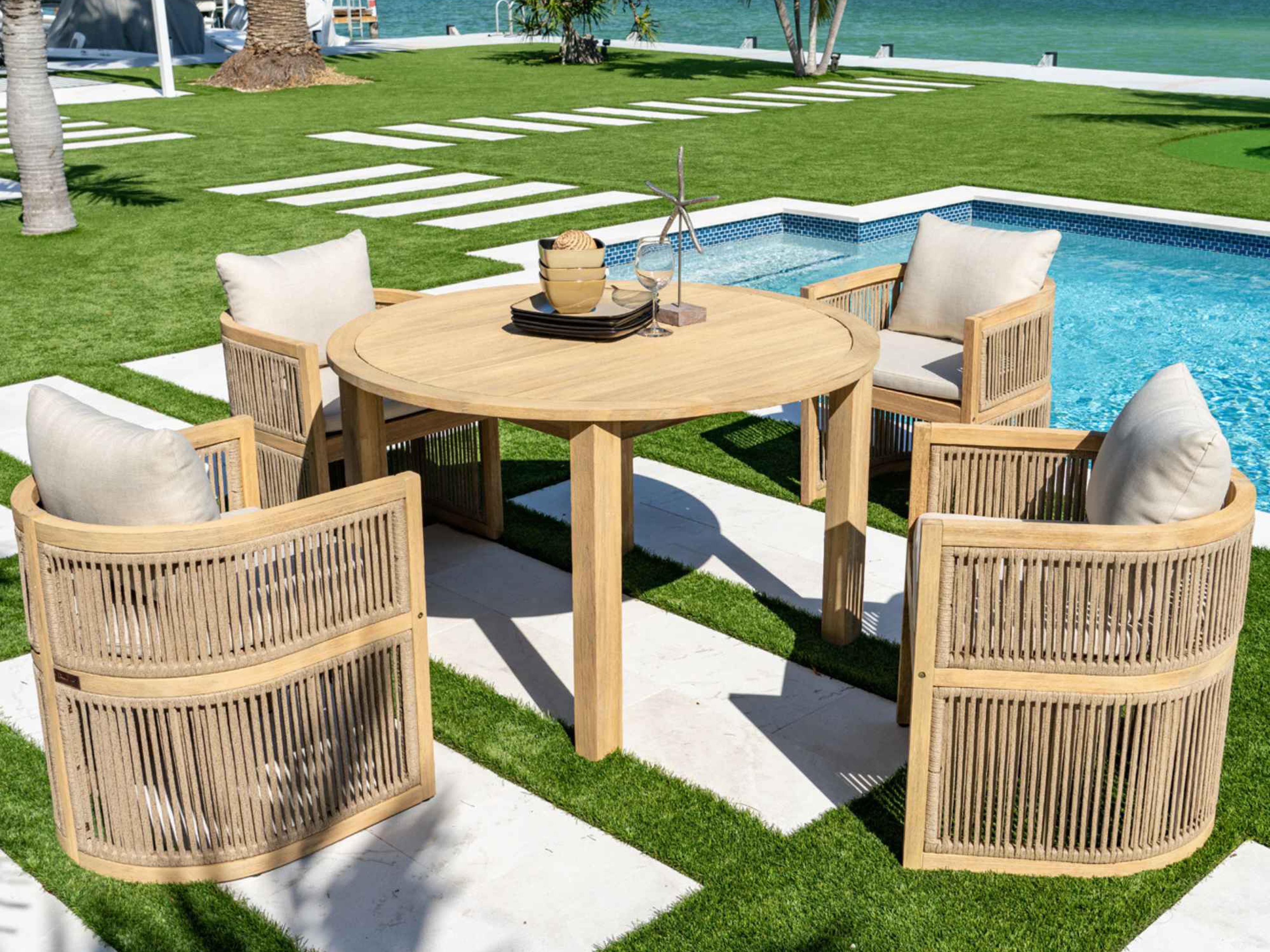 Cabo 5-Piece Barrel Round Dining Set