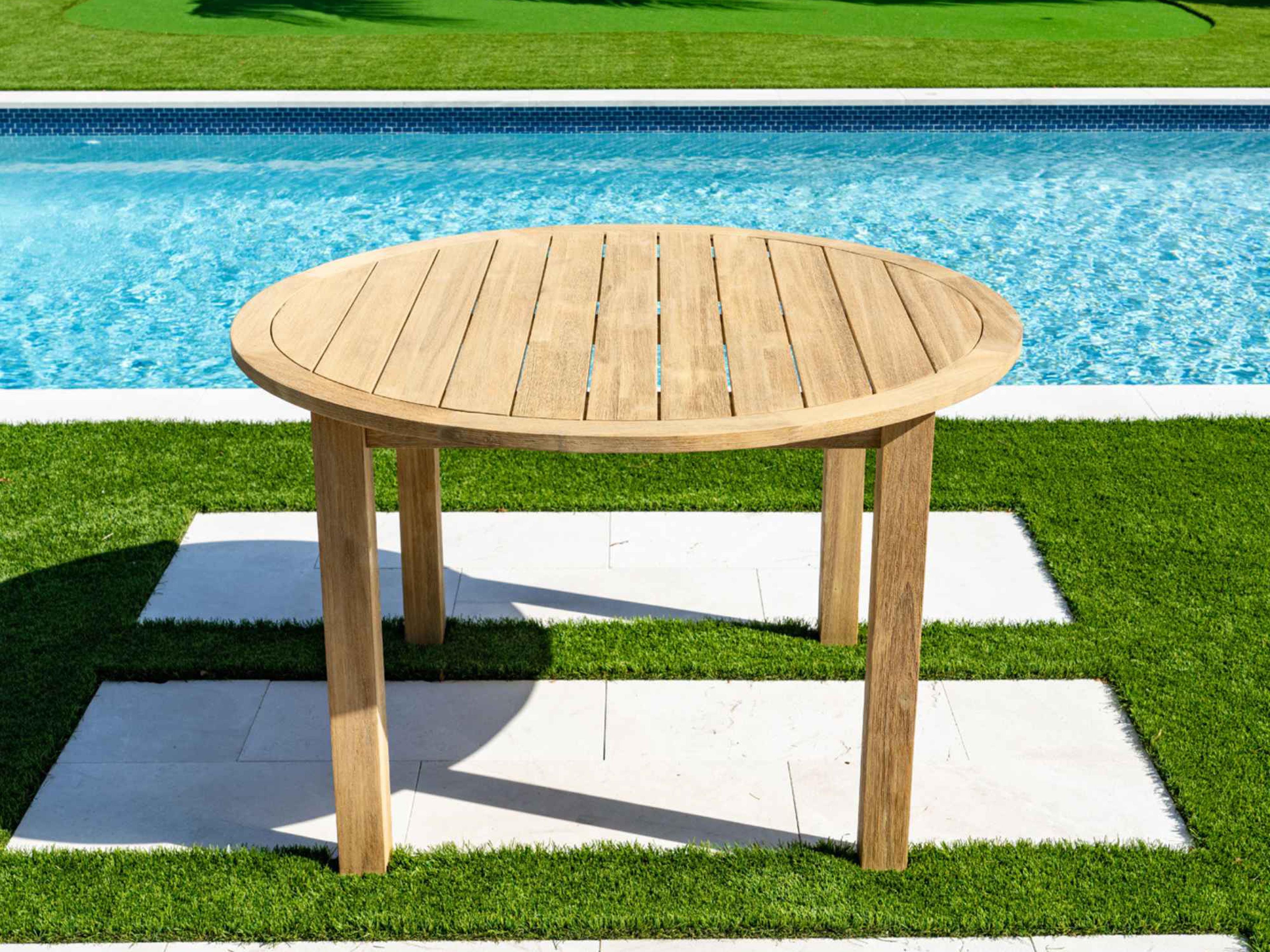 Panama Jack Cabo 5-Piece Barrel Round Dining Set