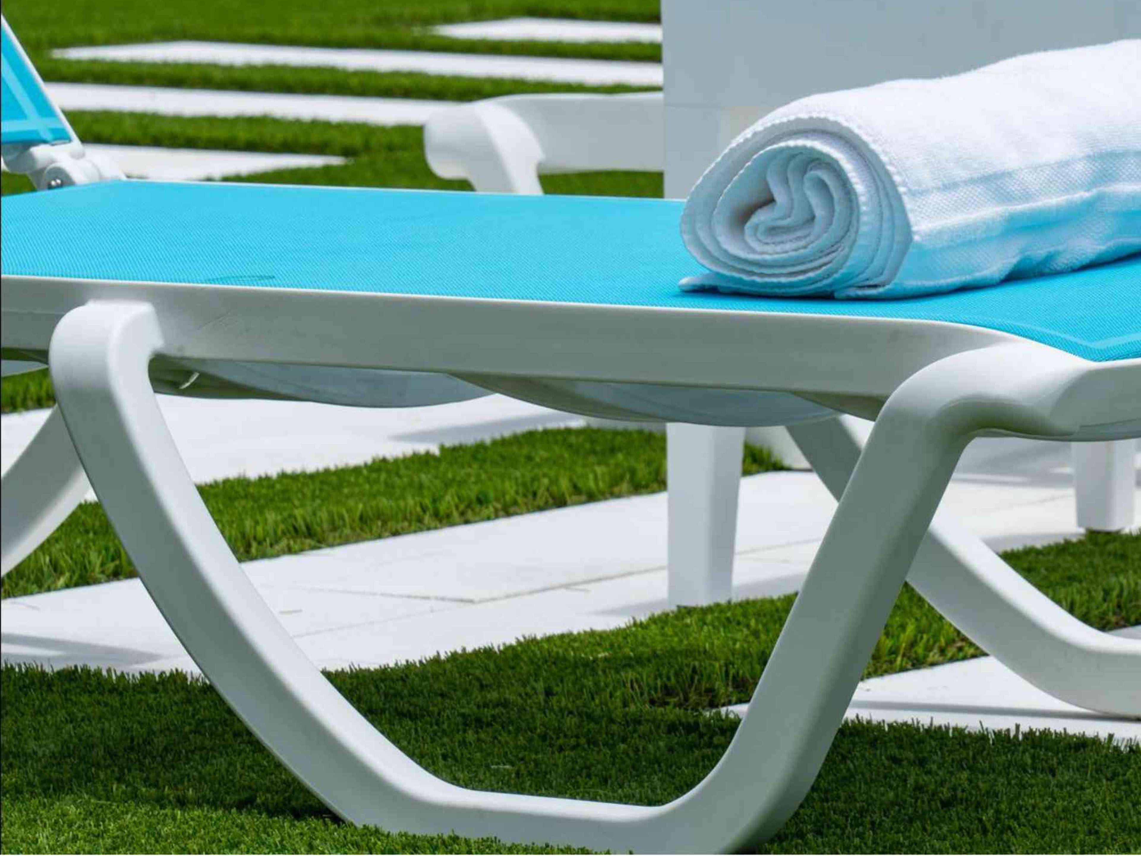 Panama Jack Abaco 3-Piece Chaise Lounge Set