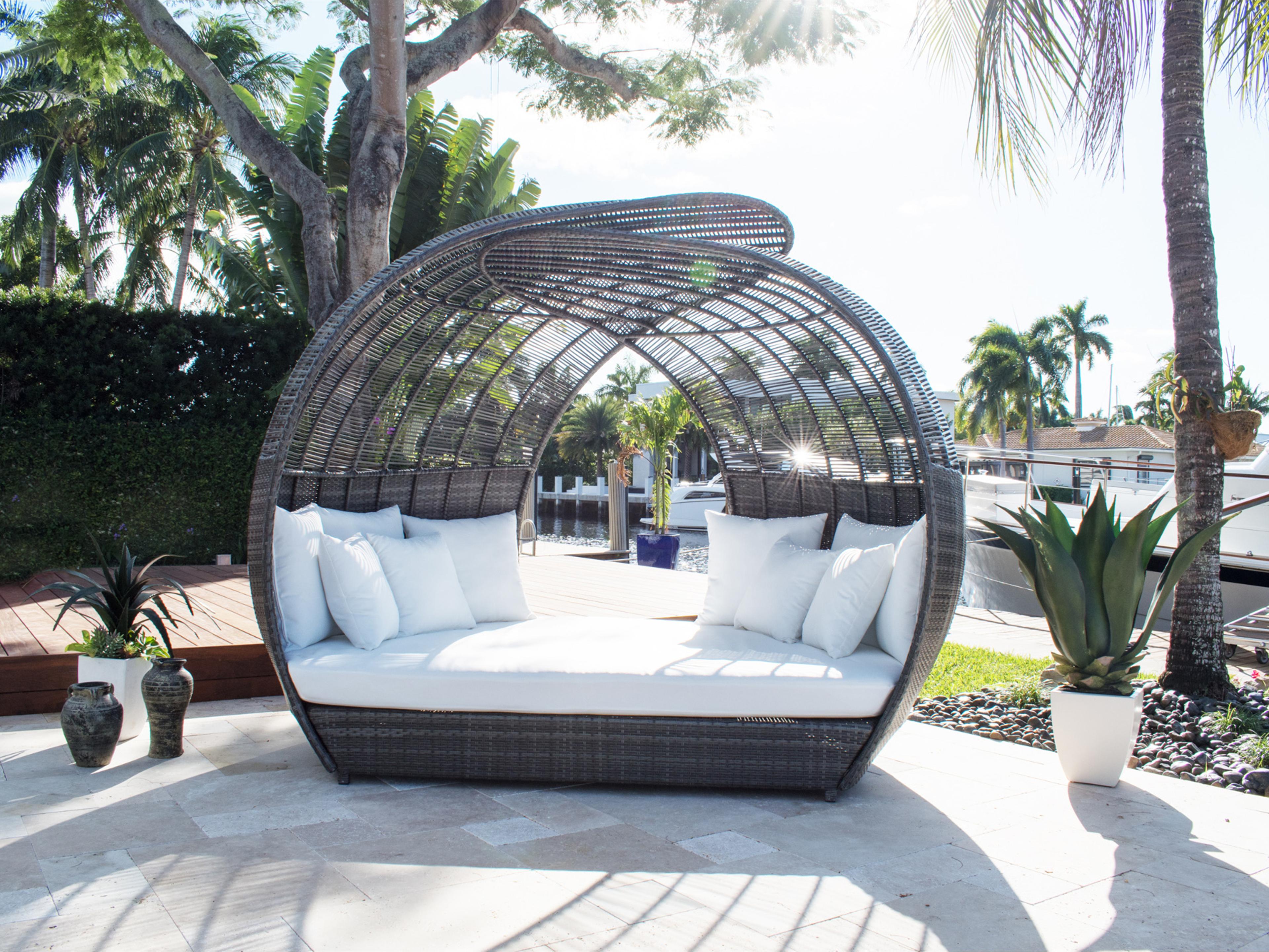 Panama Jack Outdoor Banyan Aluminum Wintech Gray Fiber Daybed