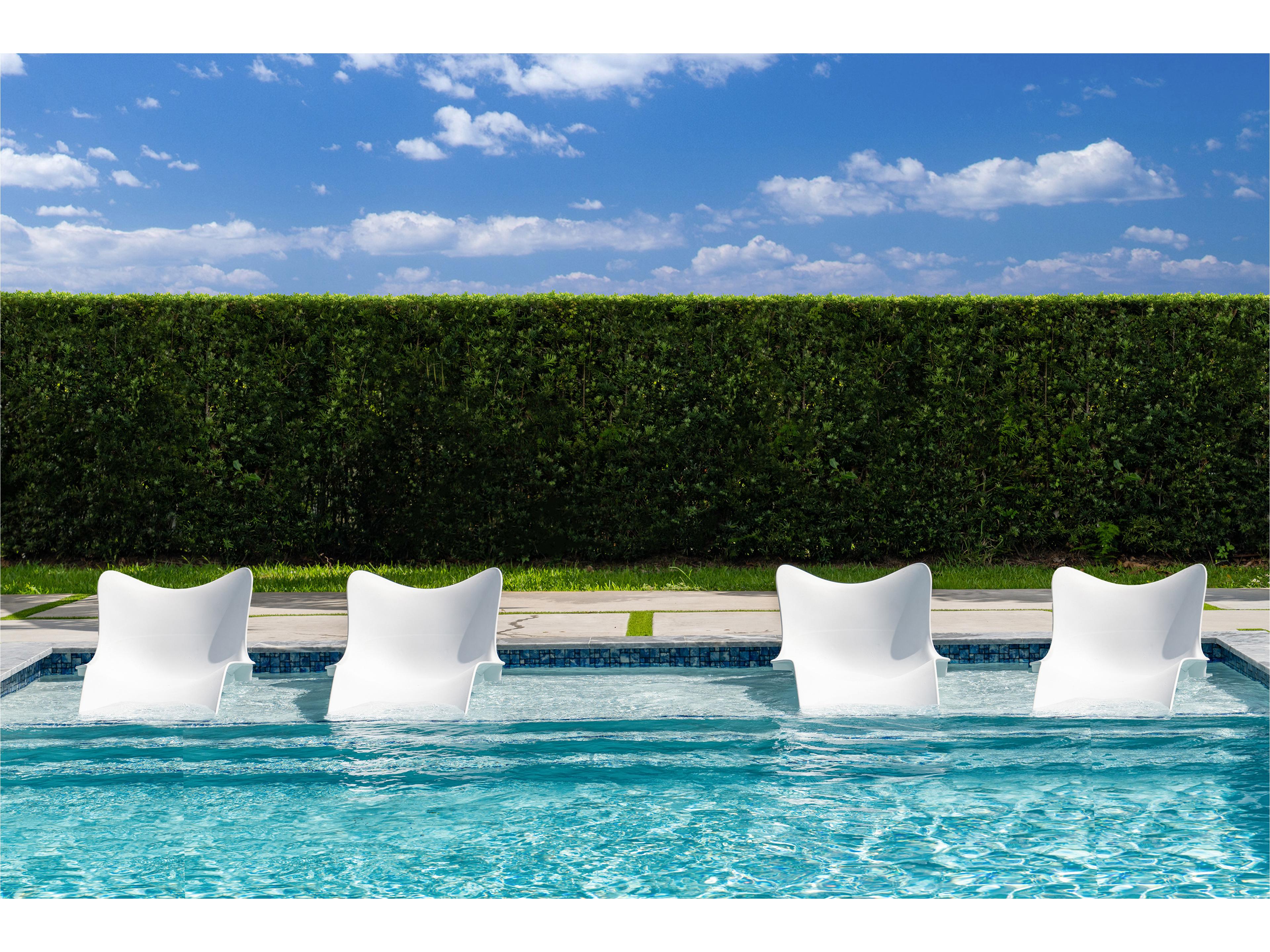 Set of 4 Wave In-Pool Patio Chaise Lounger
