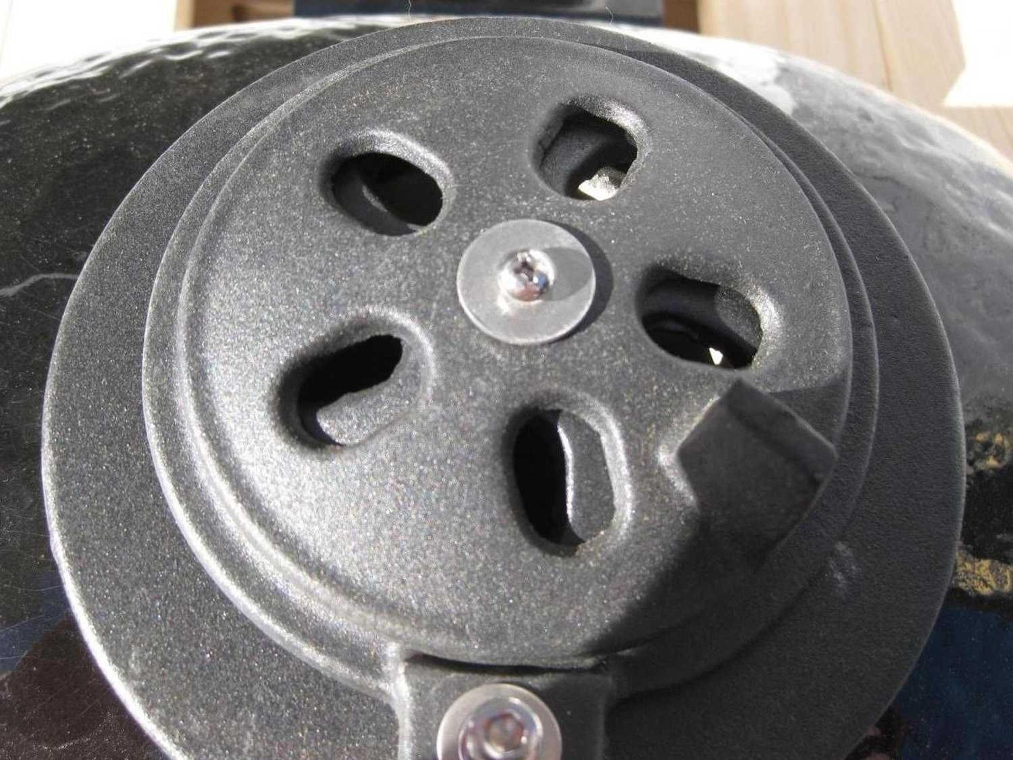 Primo Ceramic Oval Large Charcoal Grill Smoker with Stainless Steel Grates