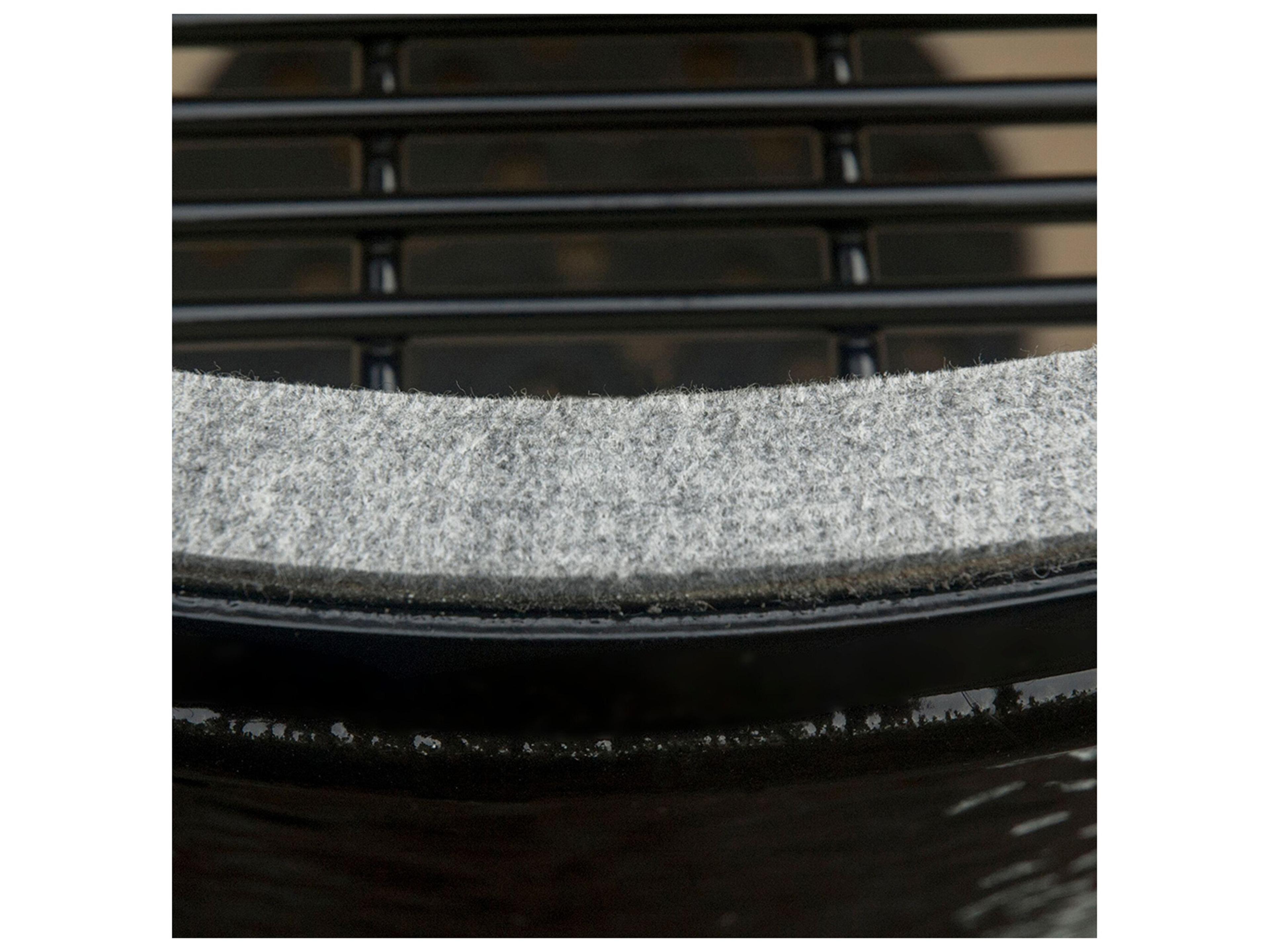 Primo Grills Gas & Charcoal On Cart Grill