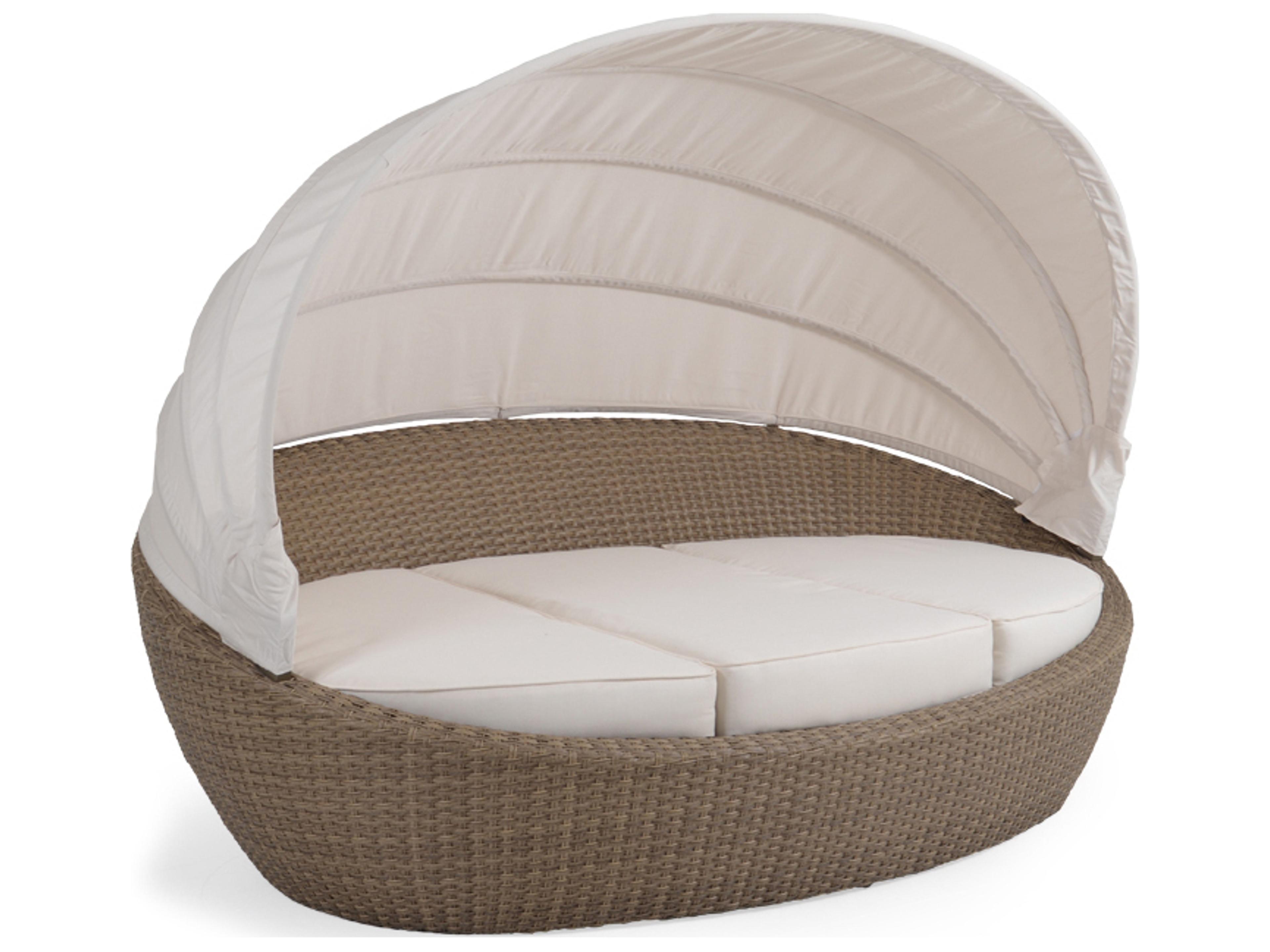 Seaside Wicker Day Chaise With Canopy