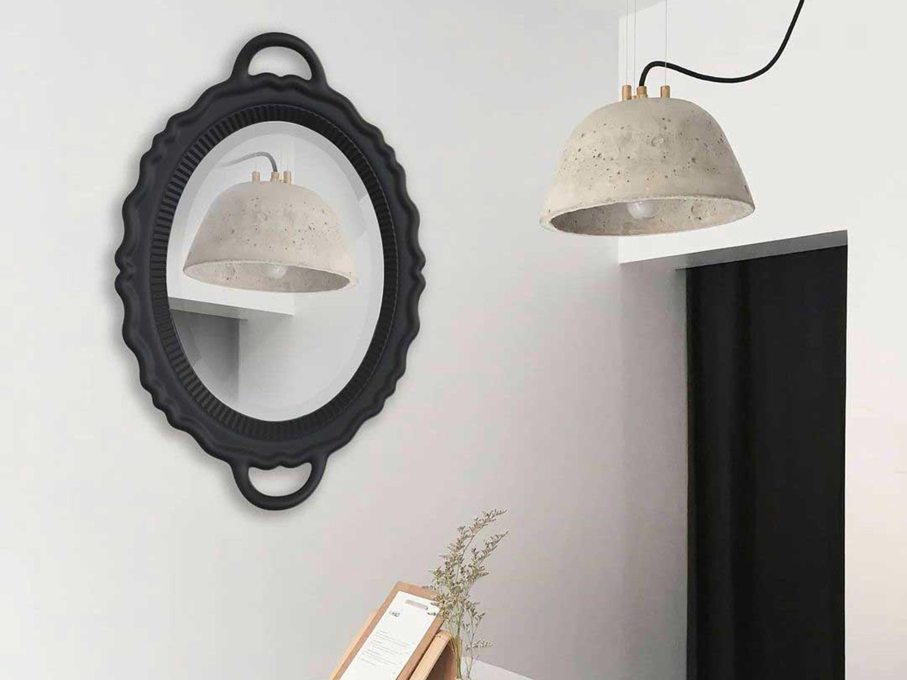 Qeeboo Plateau Black Oval Wall Mirror