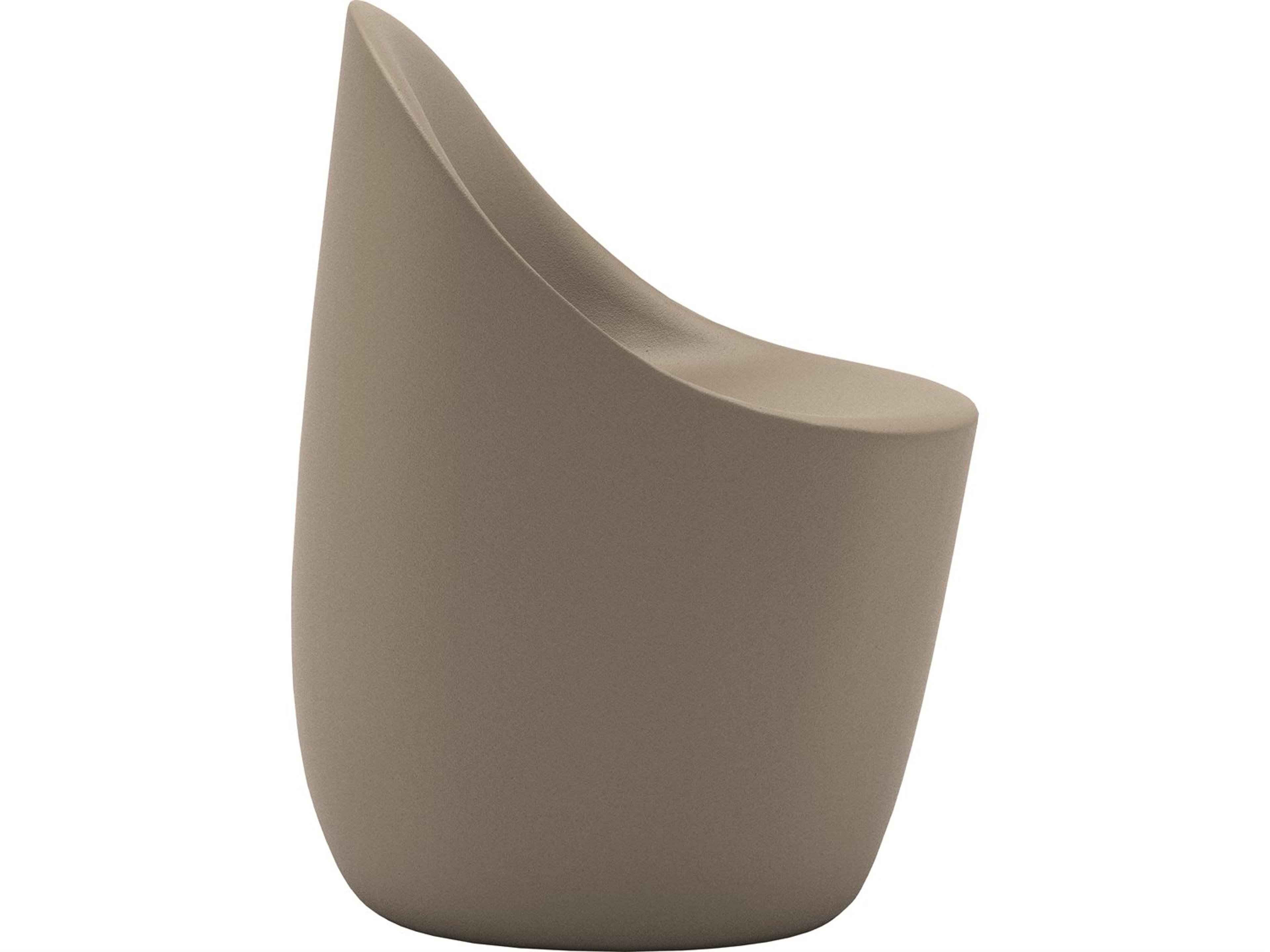 Qeeboo Outdoor Cobble Ottawa Recycled Plastic Dining Chair