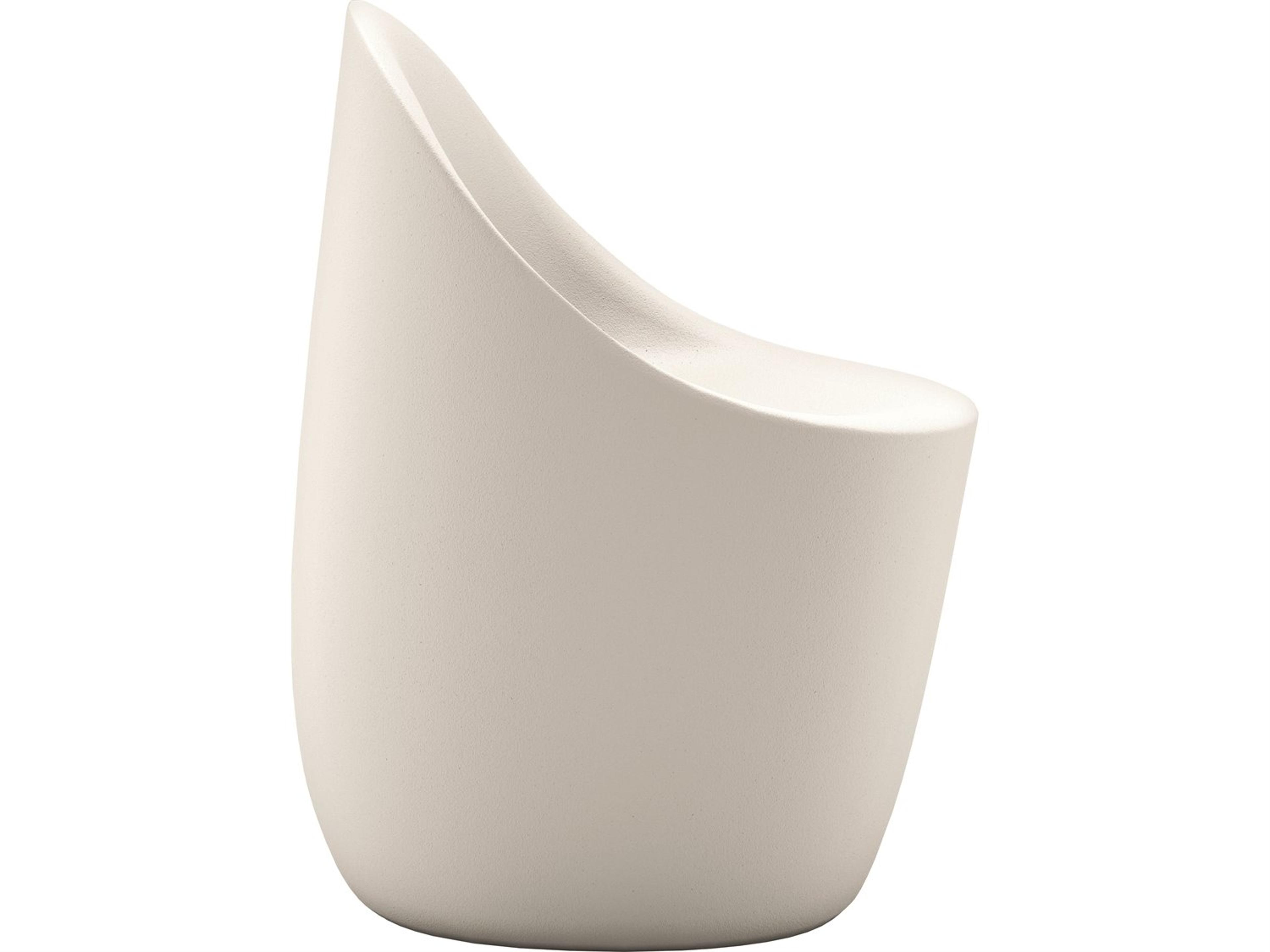 Qeeboo Outdoor Cobble White Warm Recycled Plastic Dining Chair