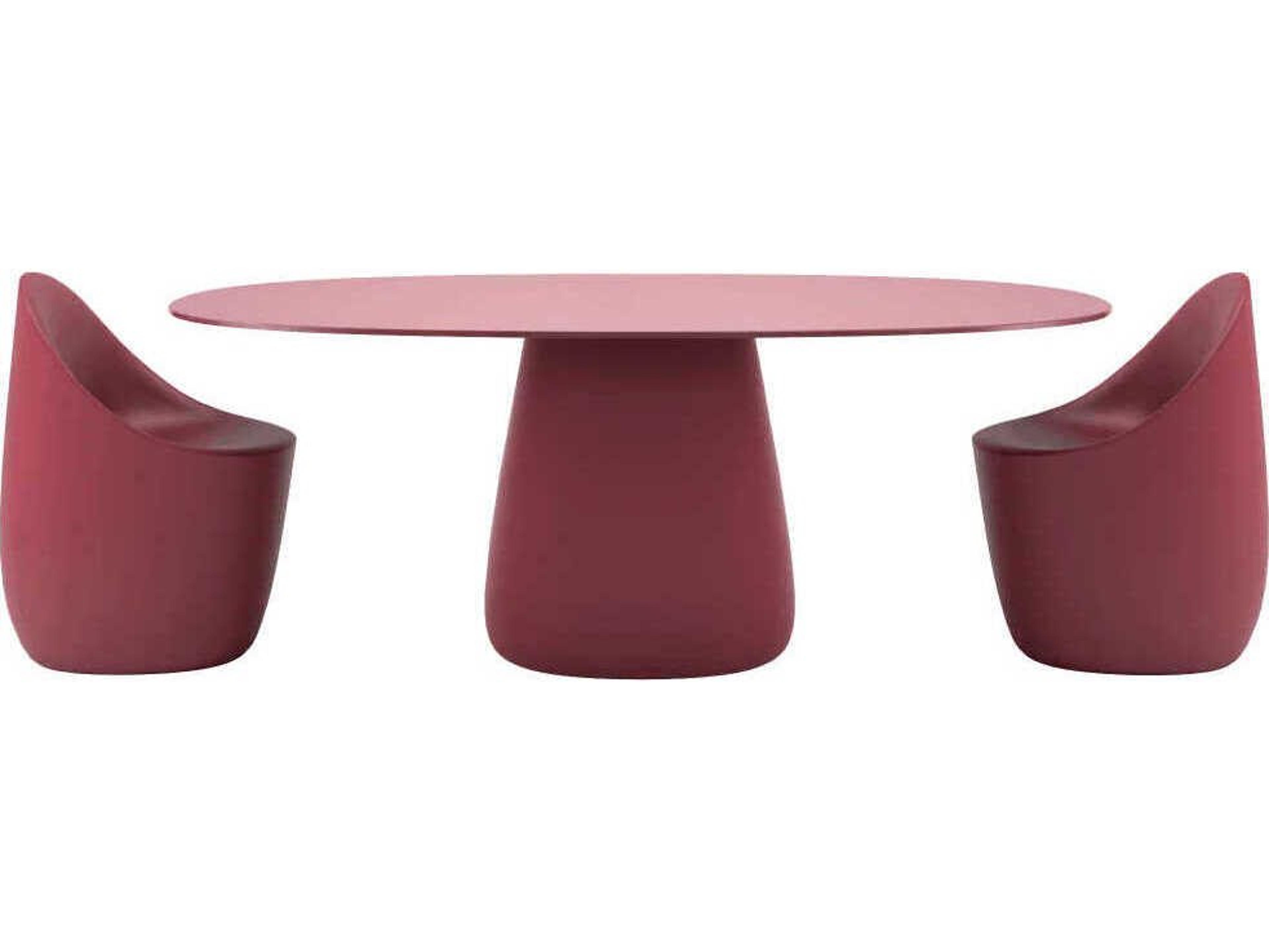 Qeeboo Outdoor Cobble Indian Red Recycled Plastic Oval Dining Table
