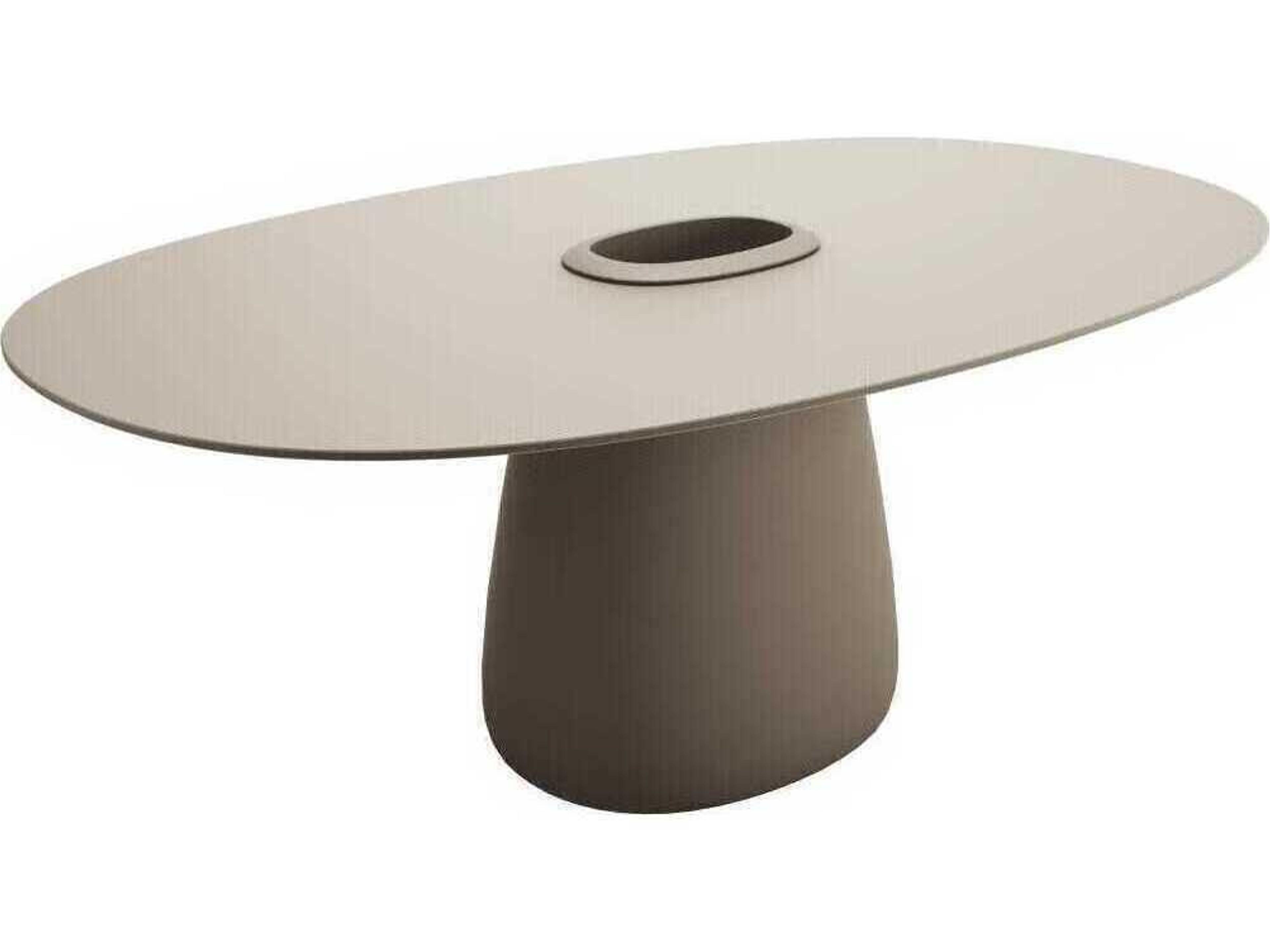 Qeeboo Outdoor Cobble Ottawa Recycled Plastic Oval Dining Table